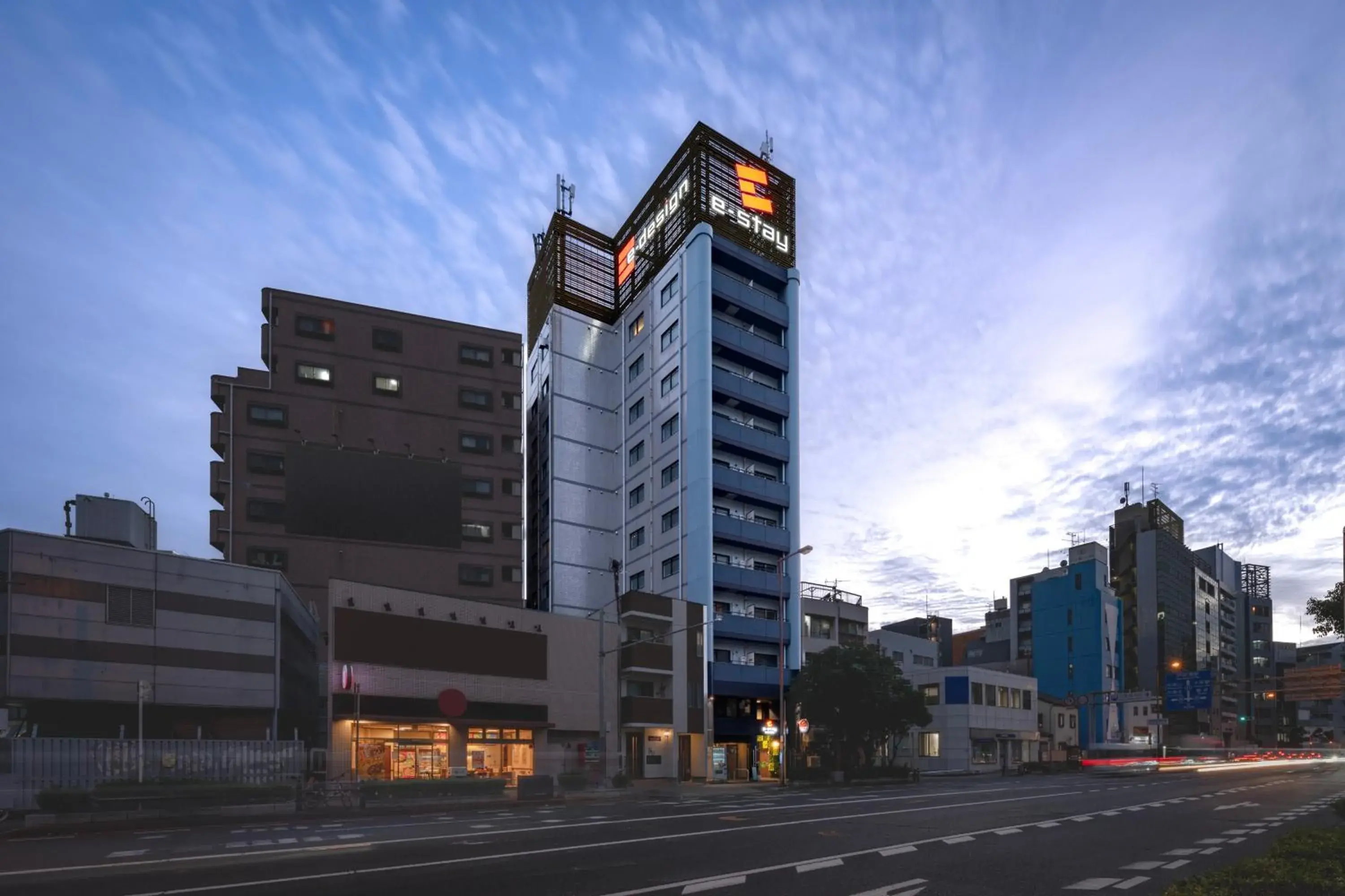 Property building in e-stay namba Property building in e-stay namba