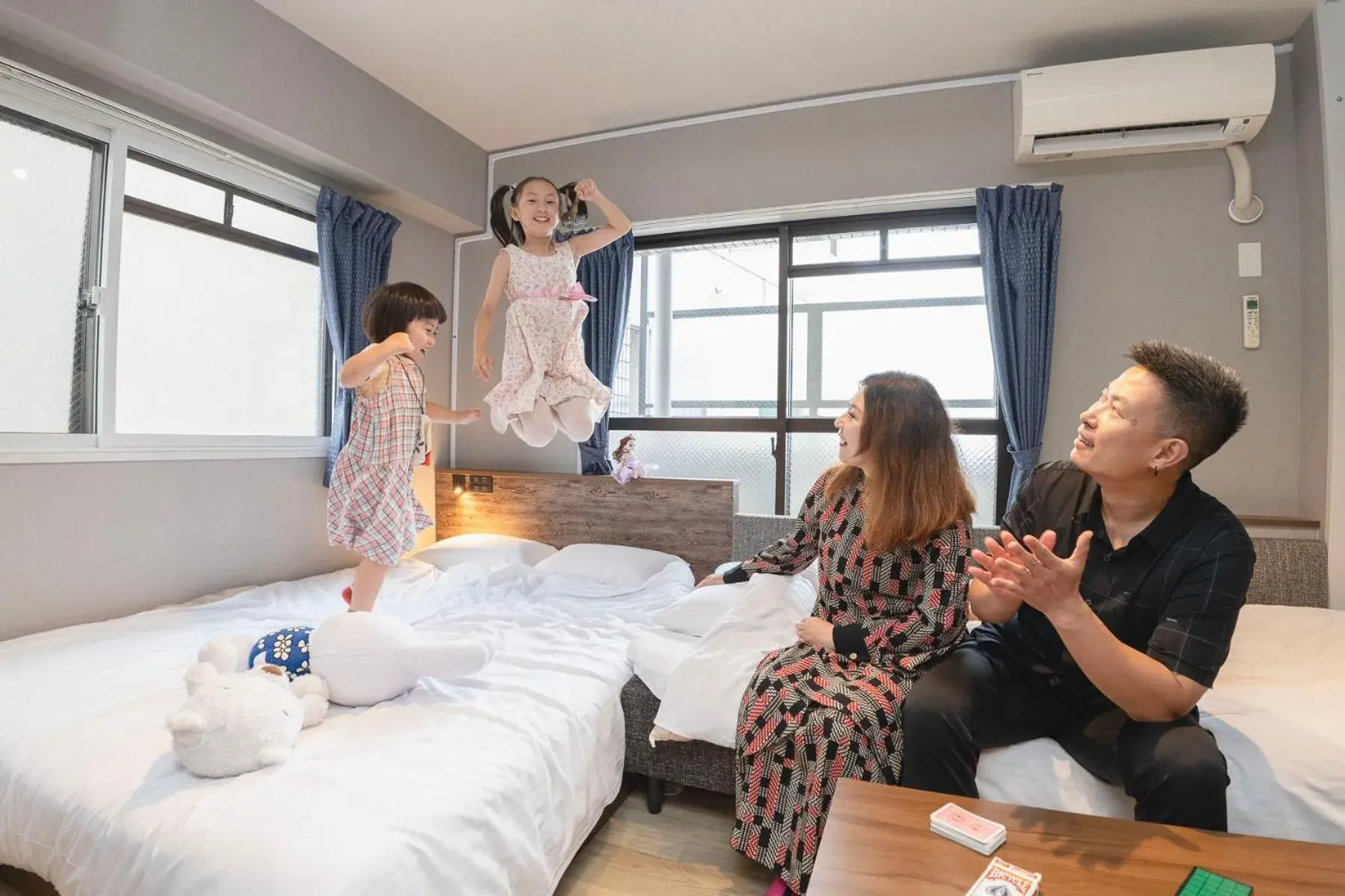 Bed in e-stay namba Bed in e-stay namba