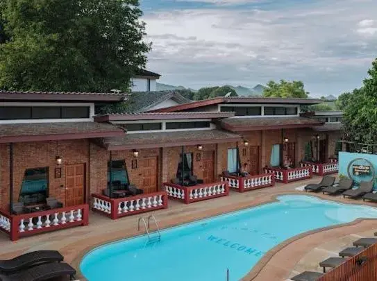 Swimming pool in Pongphen Guesthouse - SHA Plus Certified Swimming pool in Pongphen Guesthouse - SHA Plus Certified