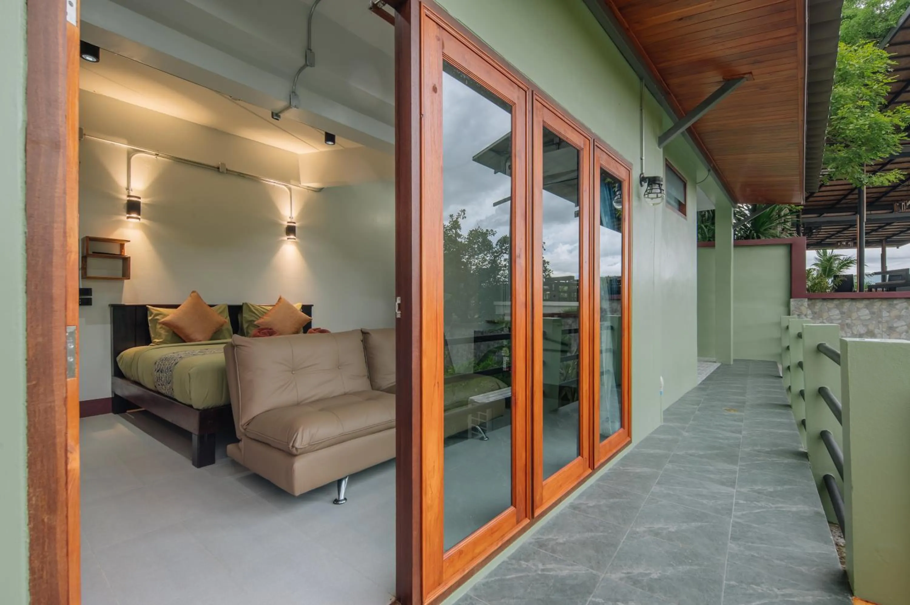 Photo of the whole room in Pongphen Guesthouse - SHA Plus Certified