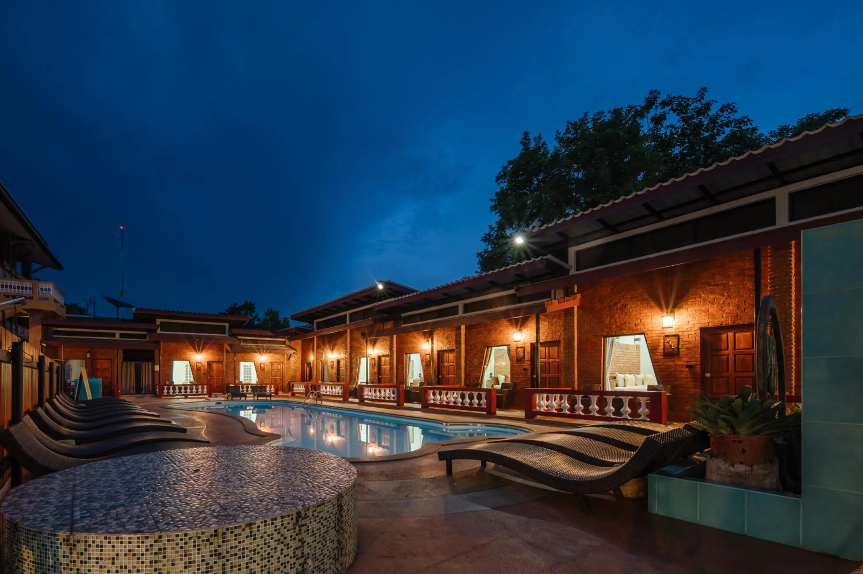 Swimming pool in Pongphen Guesthouse - SHA Plus Certified