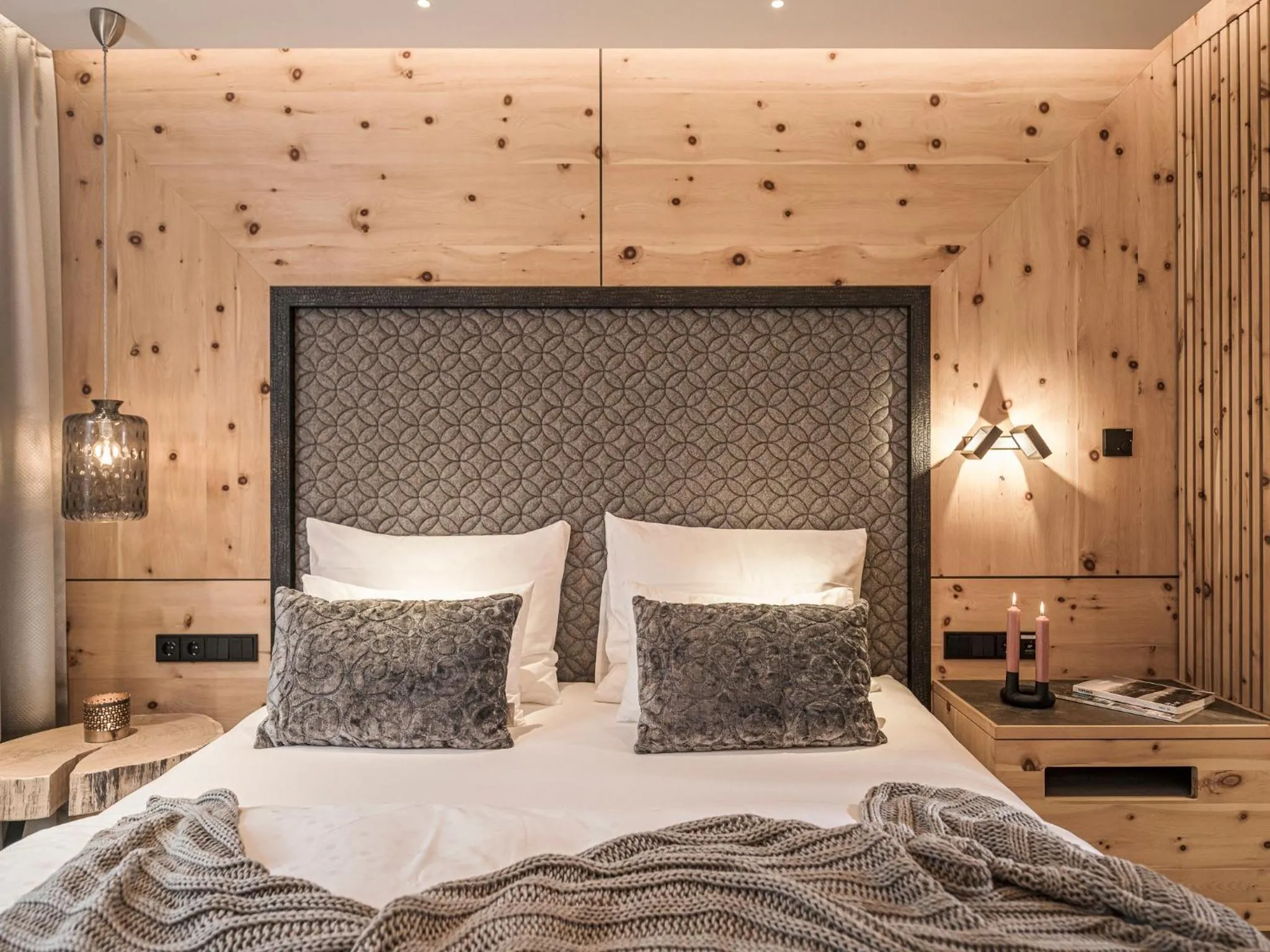 Bed in Hotel Post
