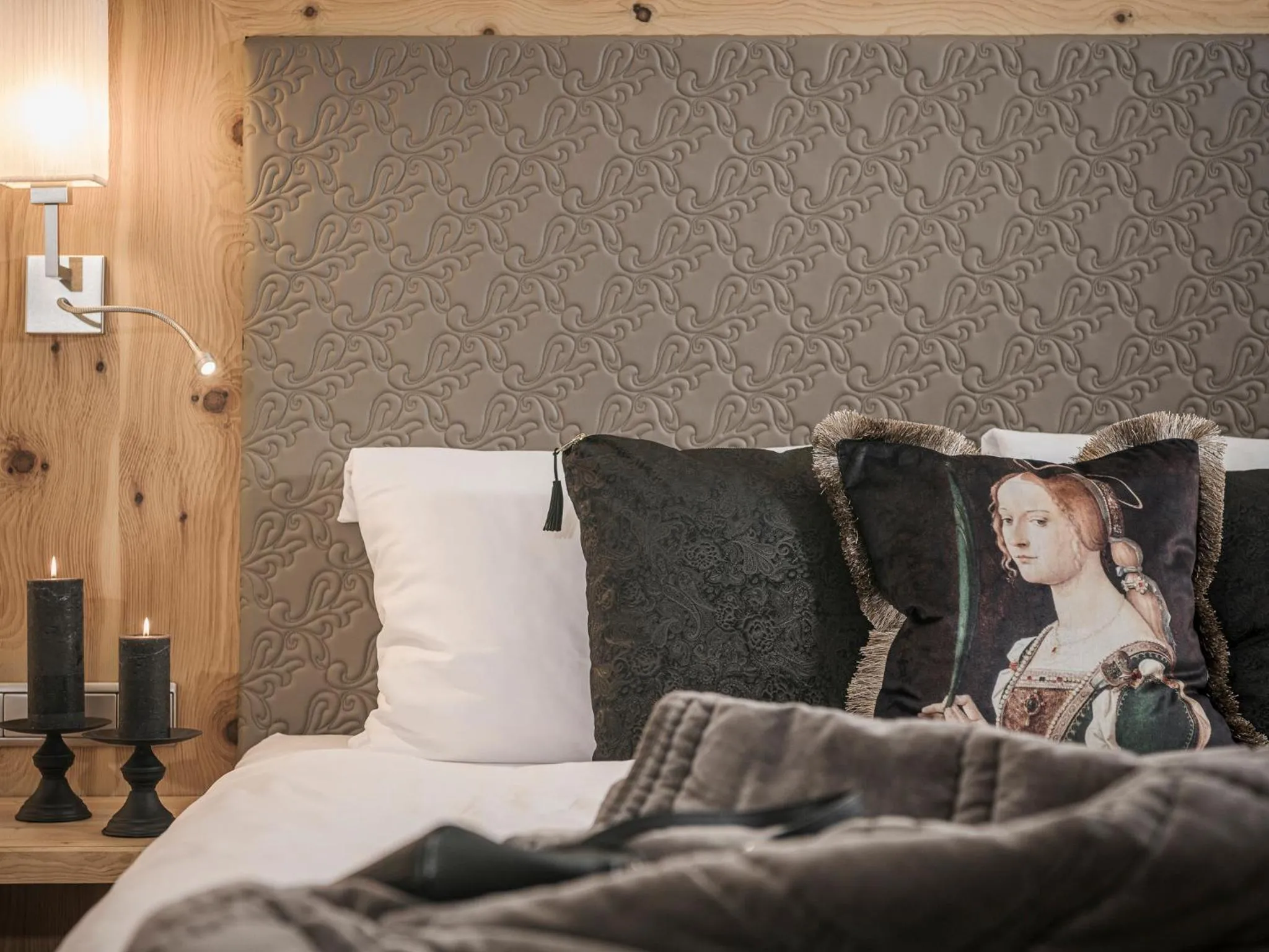 Bed in Hotel Post