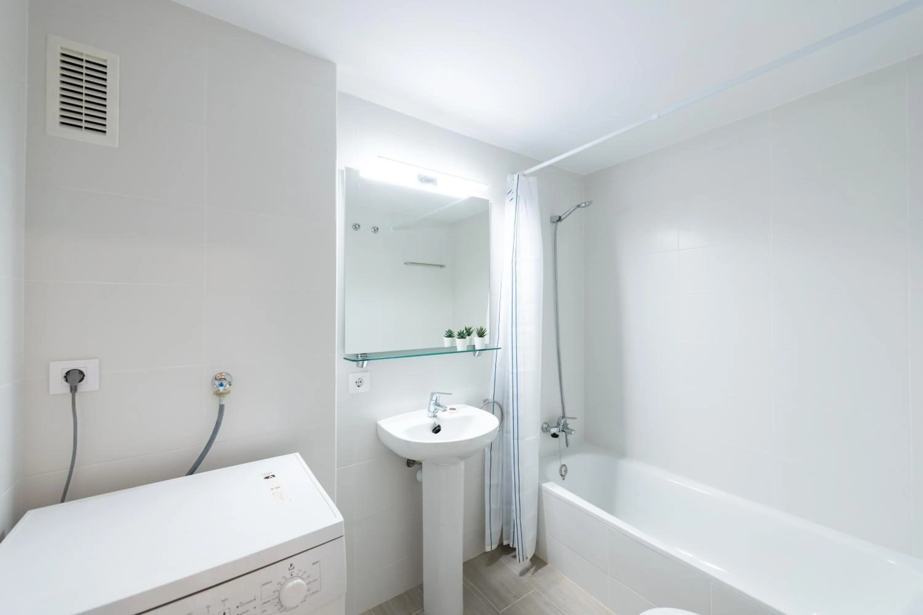 Bathroom in Apartamentos Marblau
