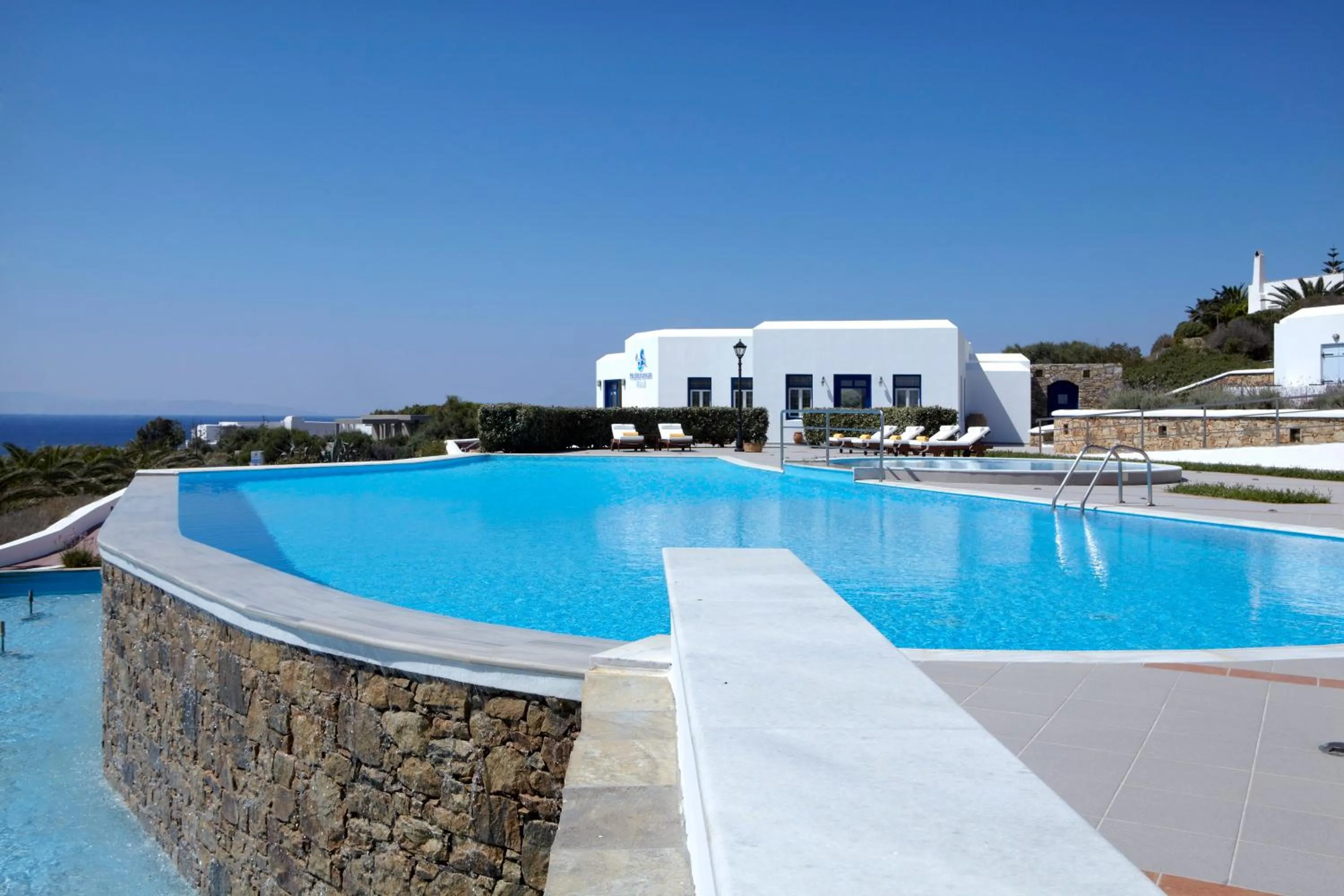 Swimming pool in Hotel Mediterranean