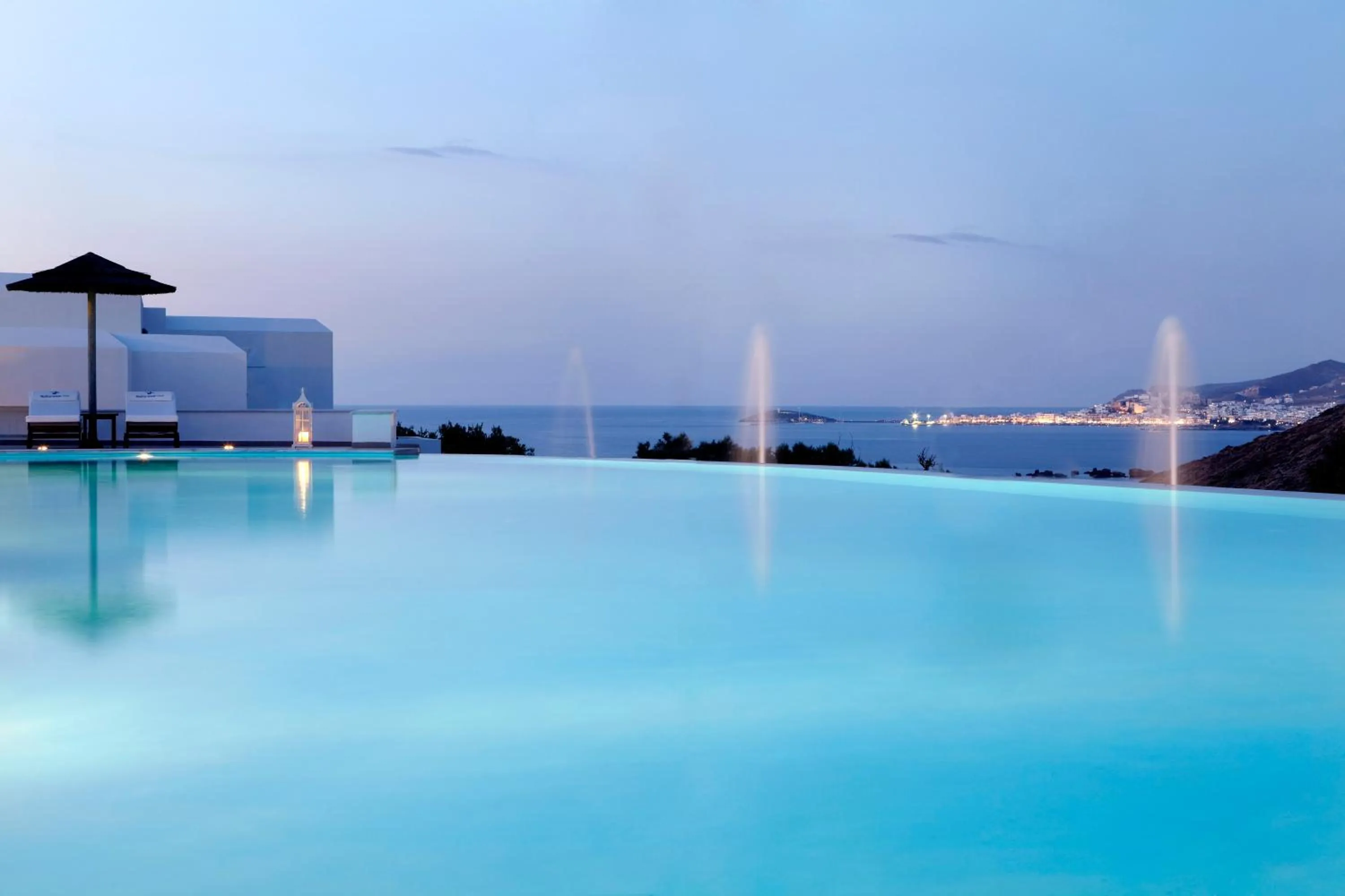 Swimming pool in Hotel Mediterranean