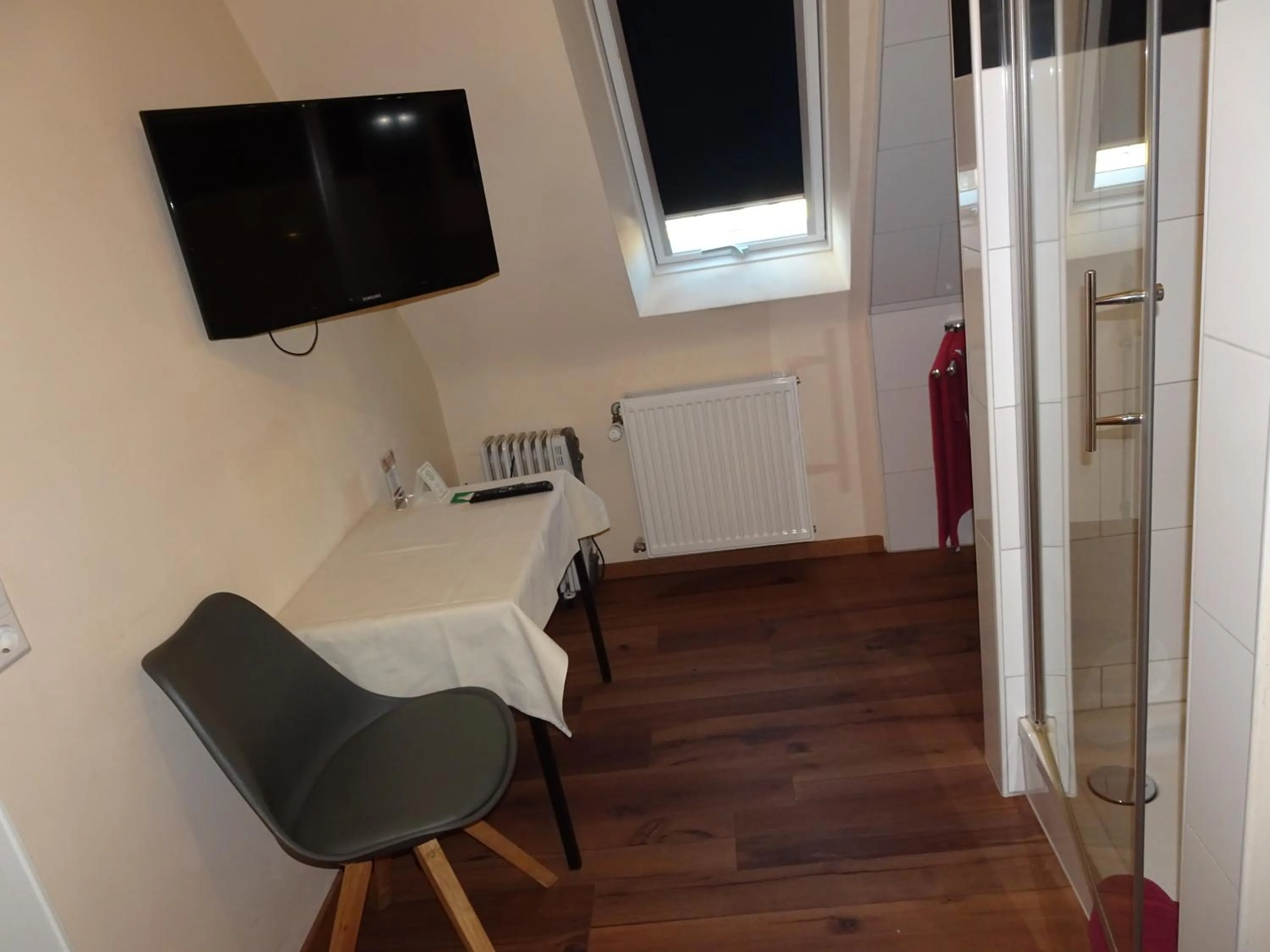 Photo of the whole room in Hotel & Weinstube Restaurant Filling