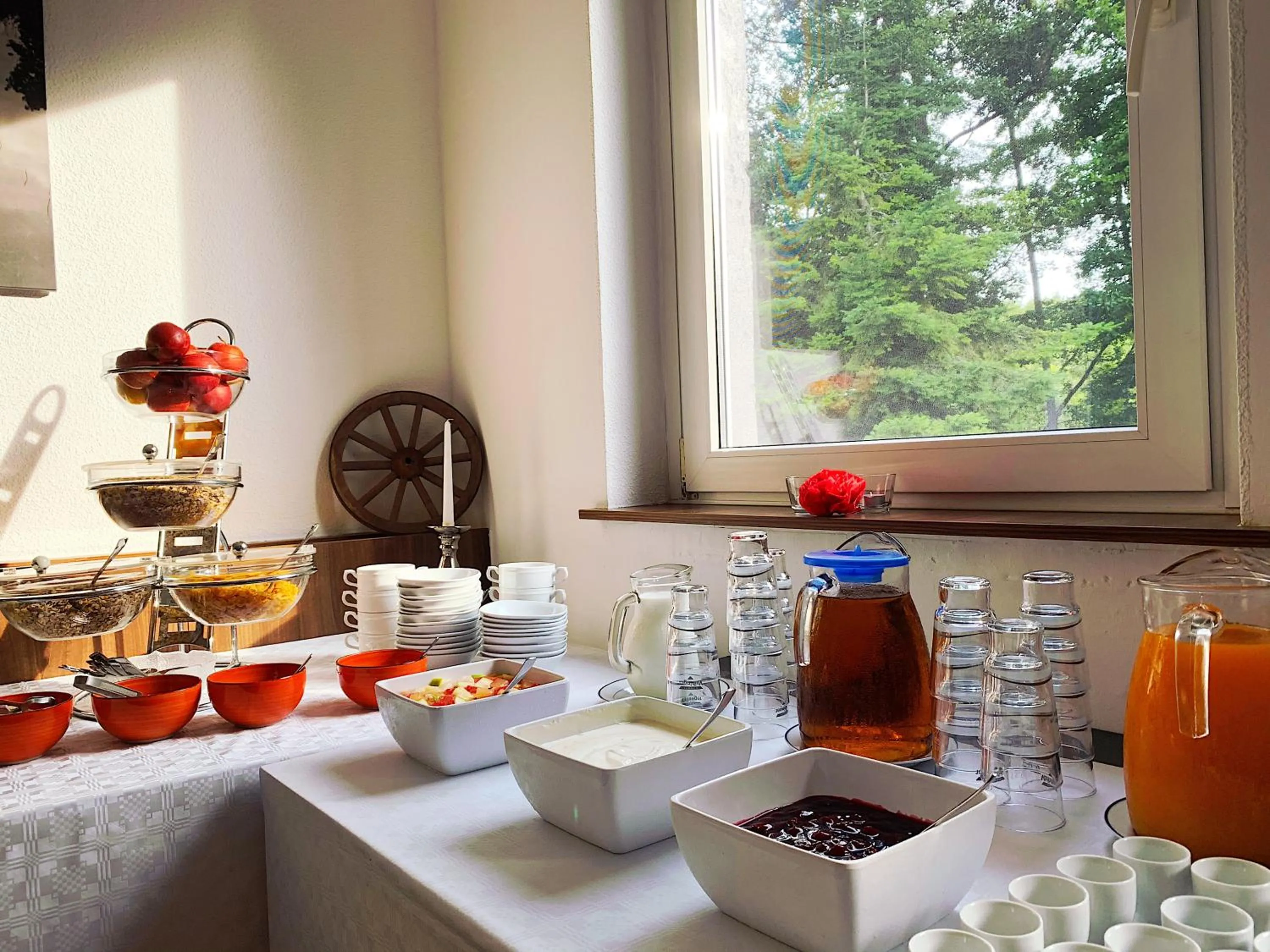 Buffet breakfast in Landhotel Cafe Prälank