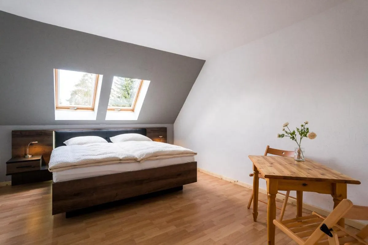 Bedroom, Bed in Landhotel Cafe Prälank