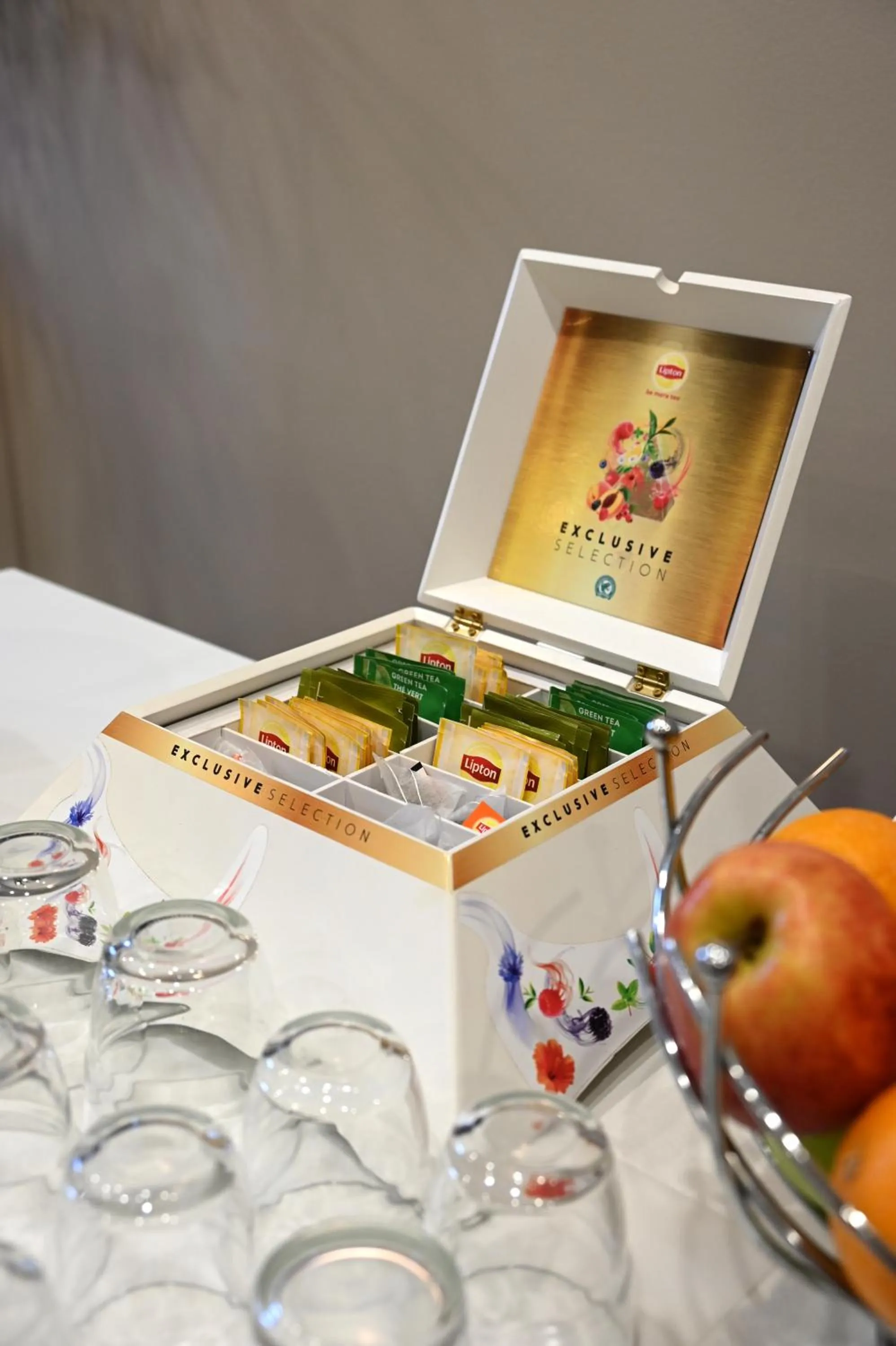 Food and drinks in Hotel Achillion