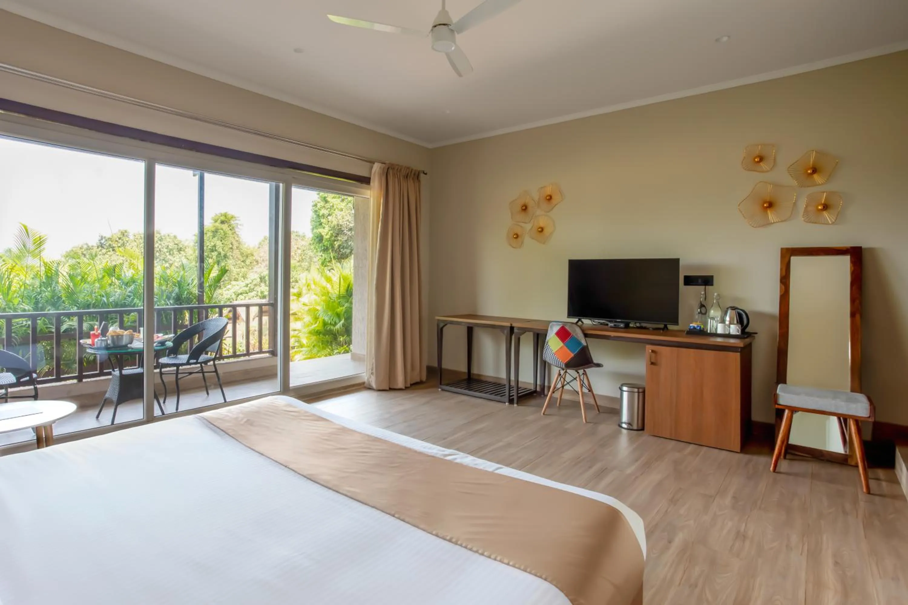 Bed in Stone Wood Resort, Mandrem