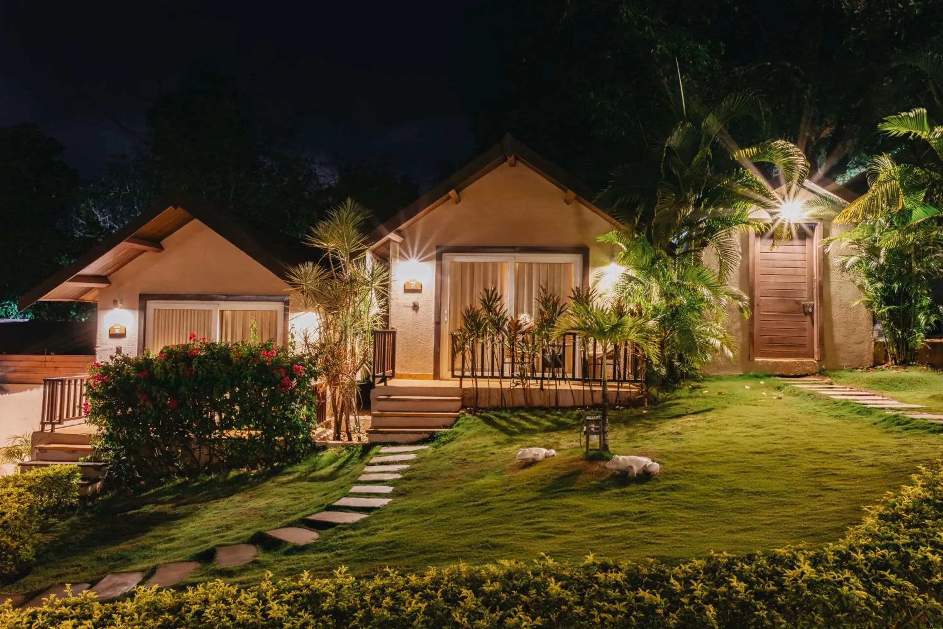 Facade/entrance in Stone Wood Resort, Mandrem Facade/entrance in Stone Wood Resort, Mandrem