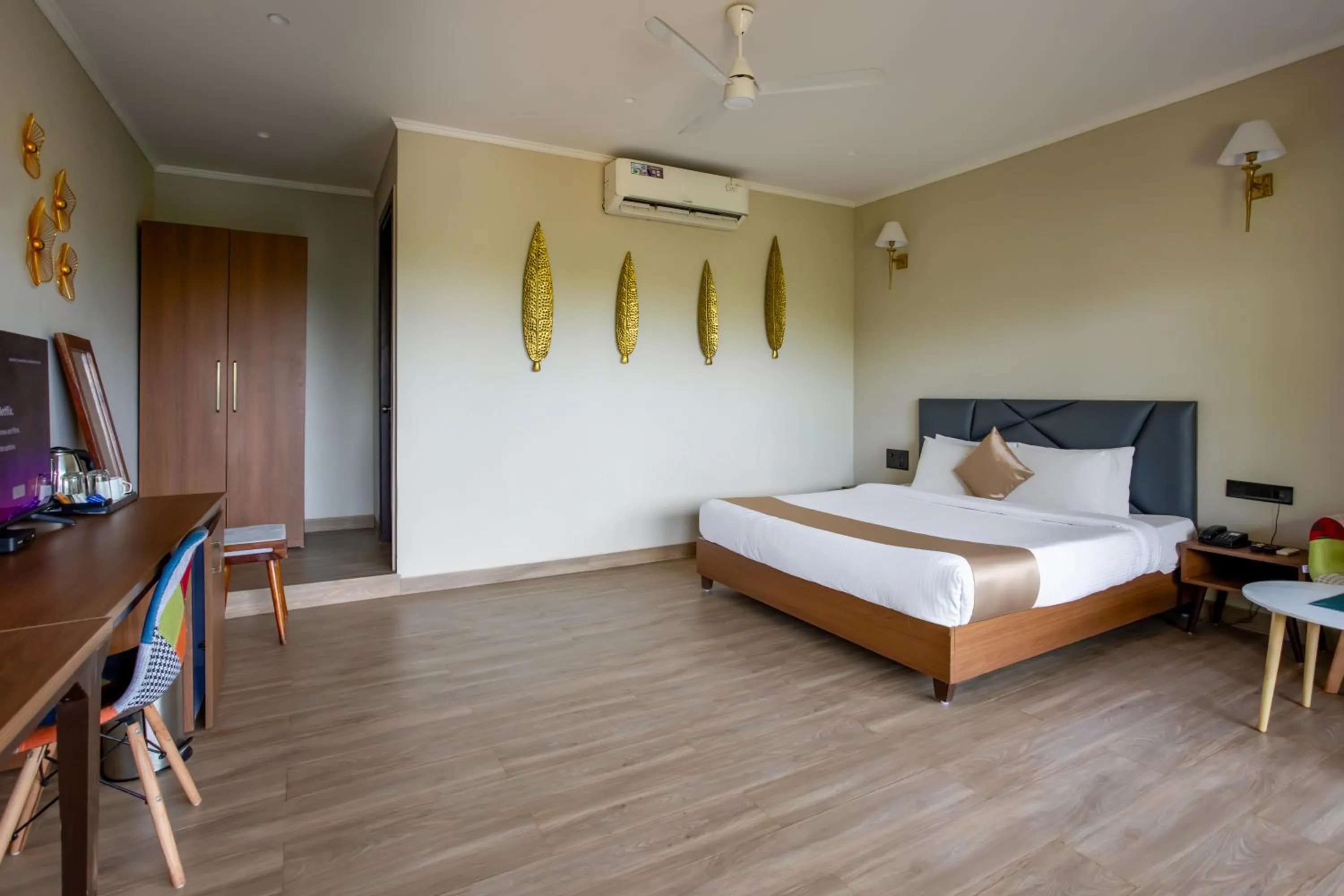 Bed in Stone Wood Resort, Mandrem