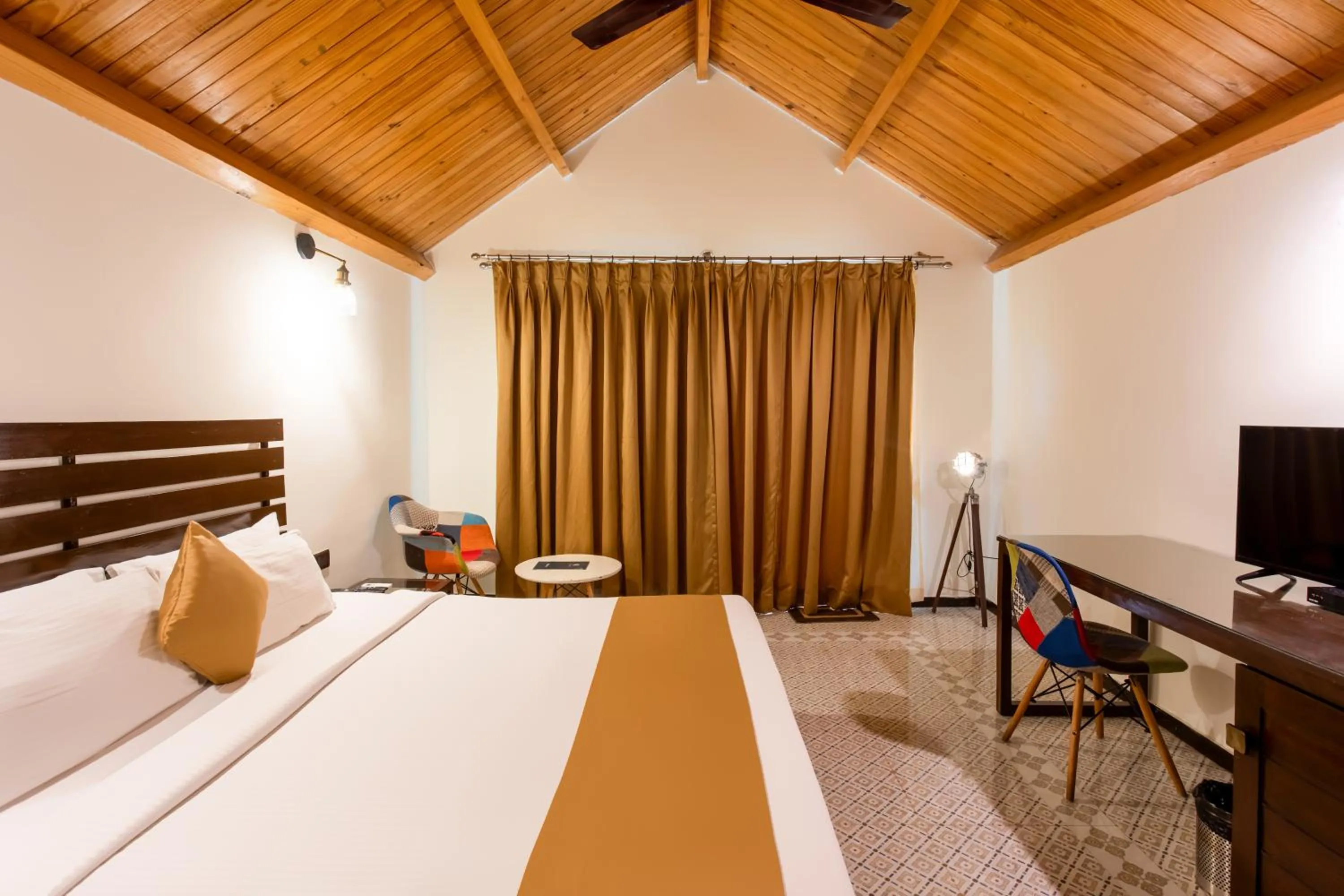 Bed in Stone Wood Resort, Mandrem