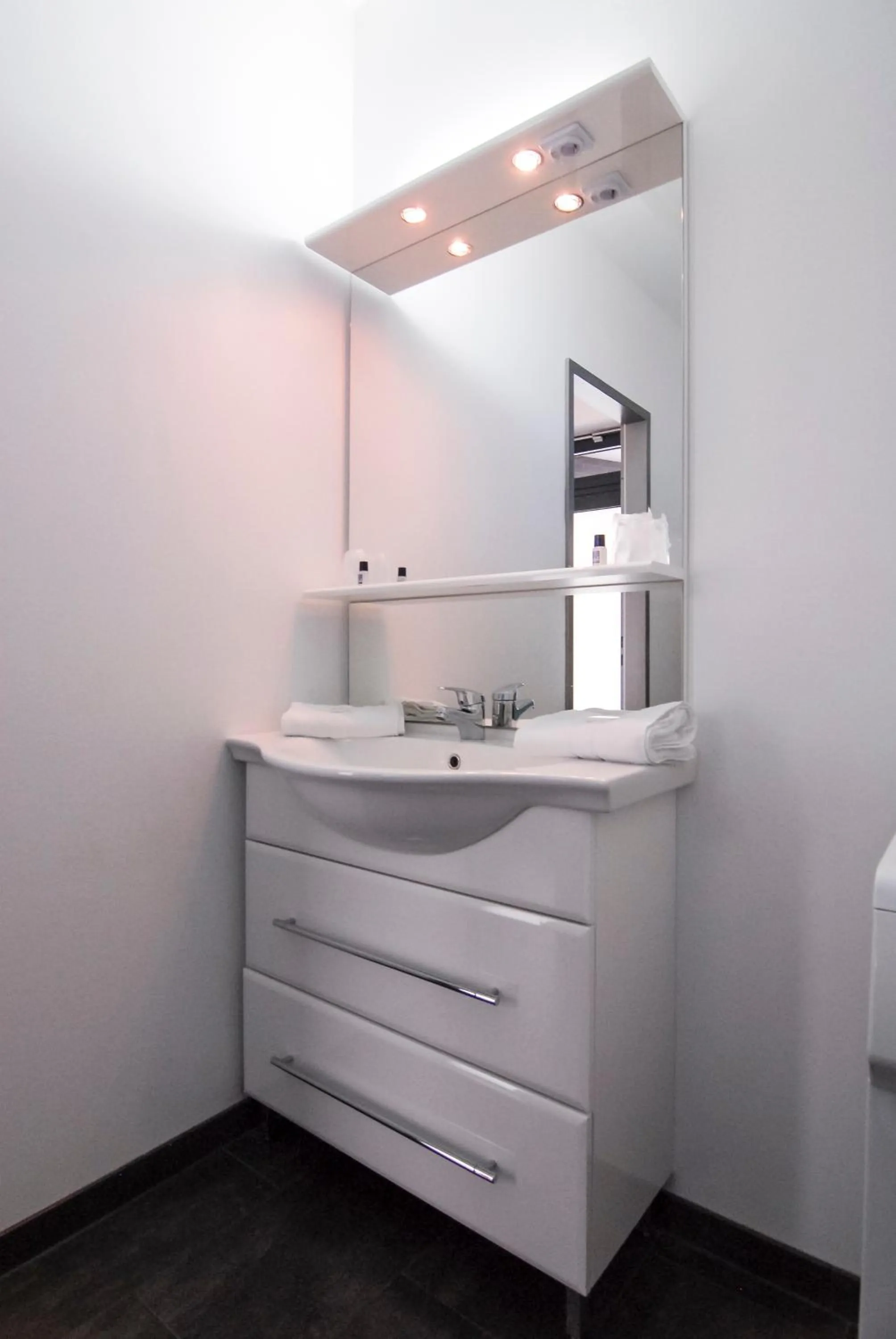 Bathroom in Petul Apart Hotel Am Ruhrbogen