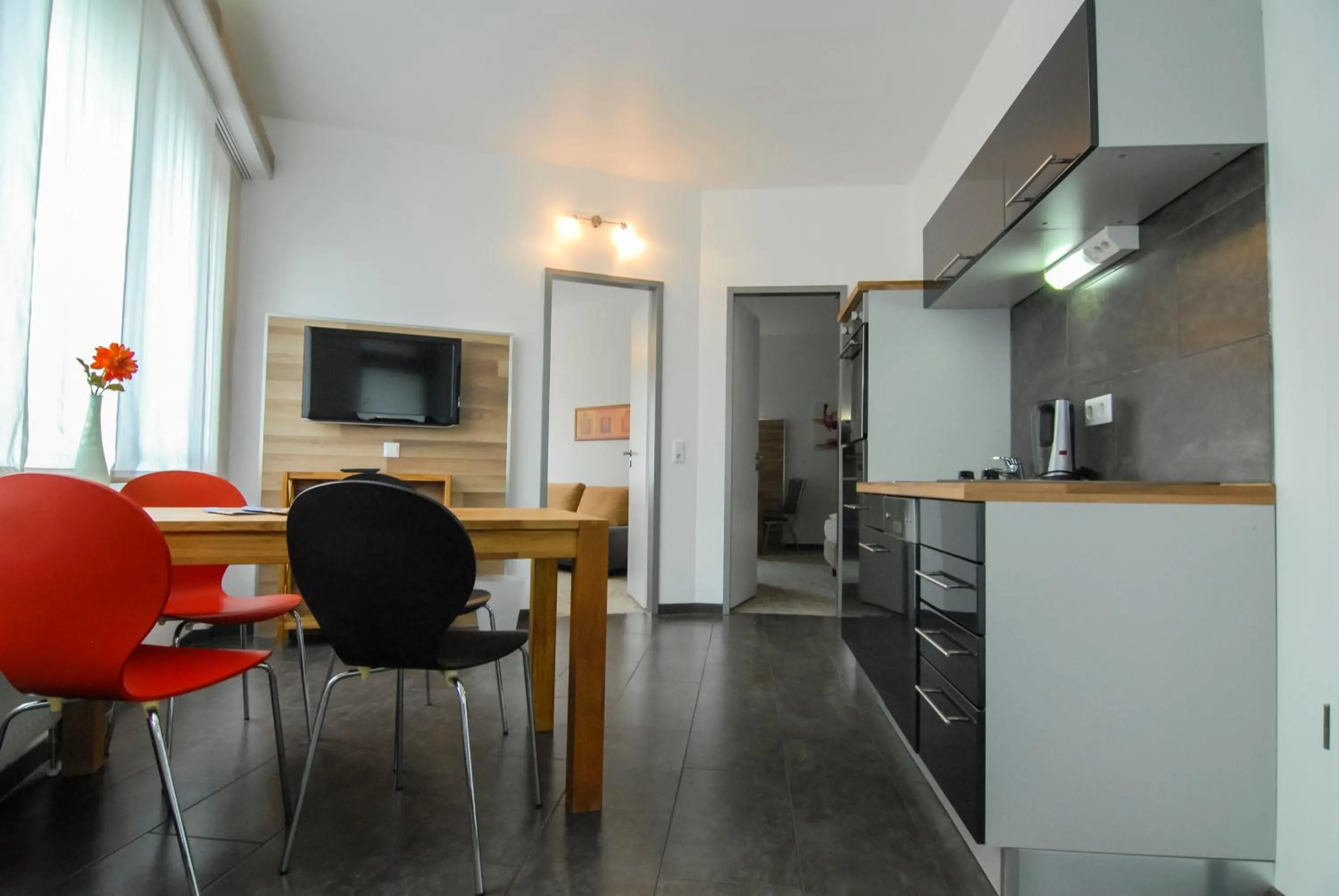 Kitchen or kitchenette in Petul Apart Hotel Am Ruhrbogen