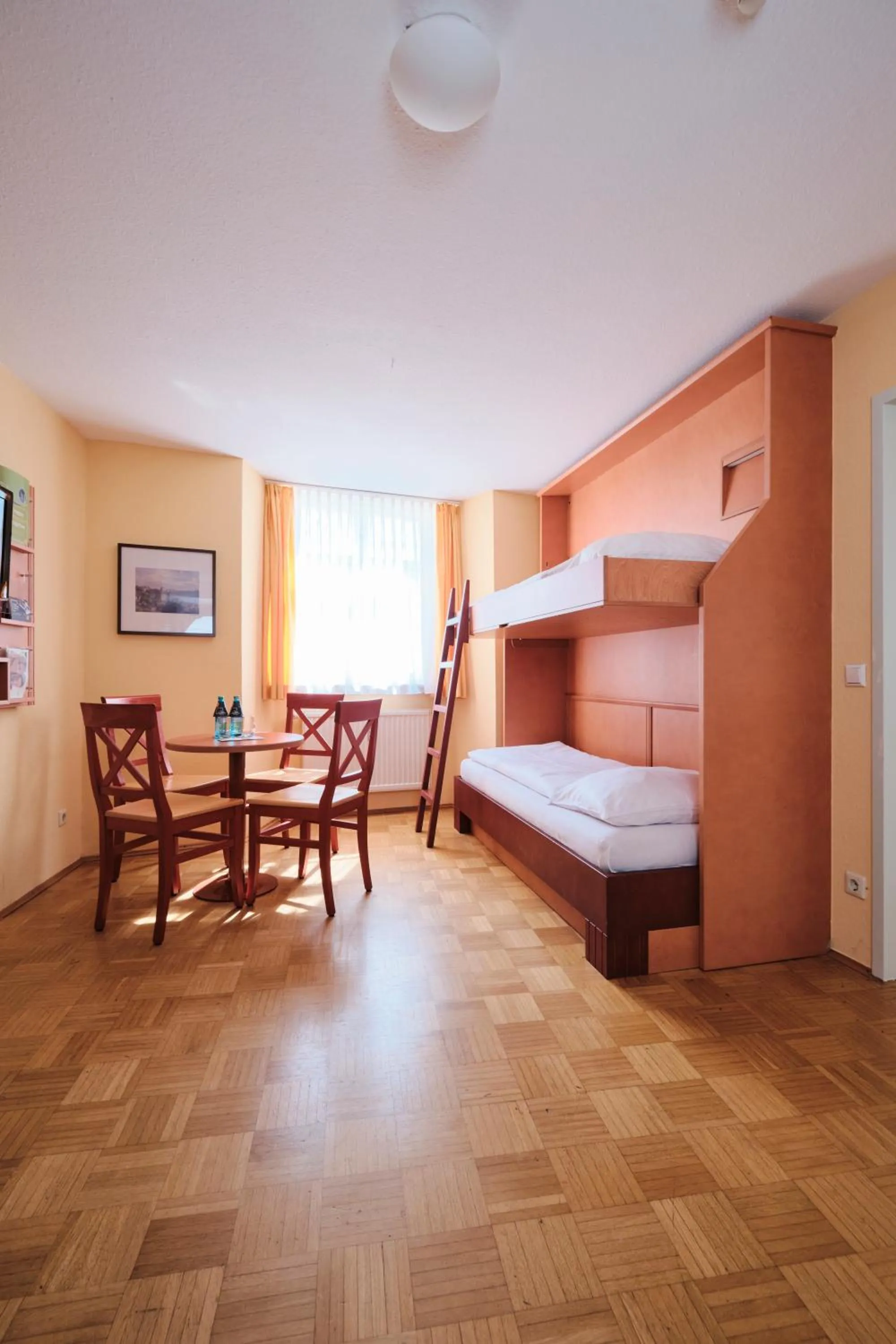 Bed in JUFA Hotel Meersburg am Bodensee