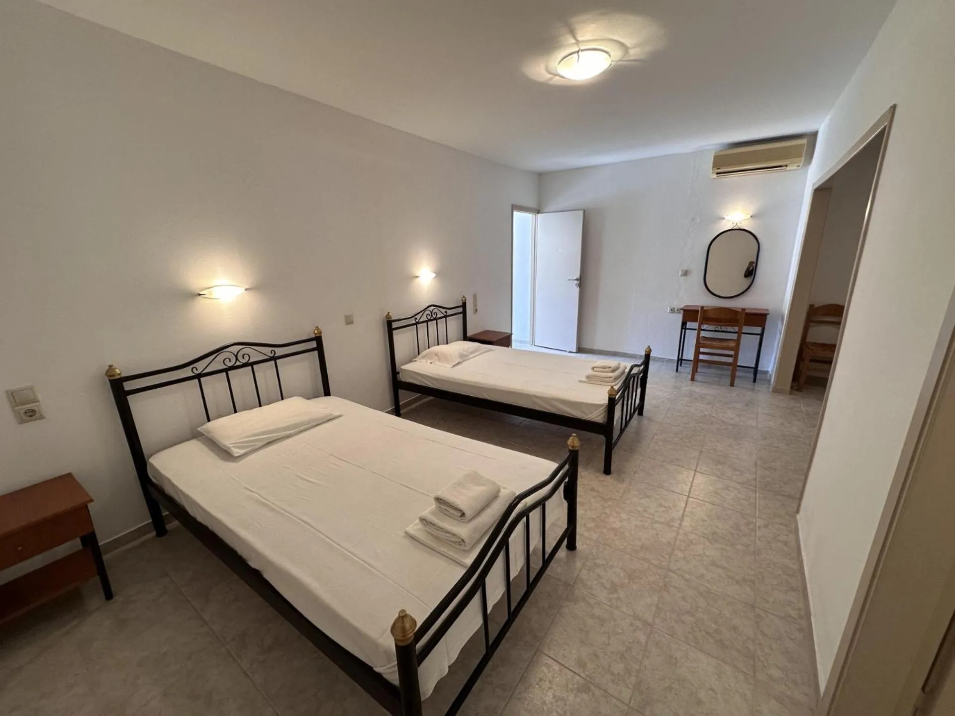 Bed in Sfinias Apartments