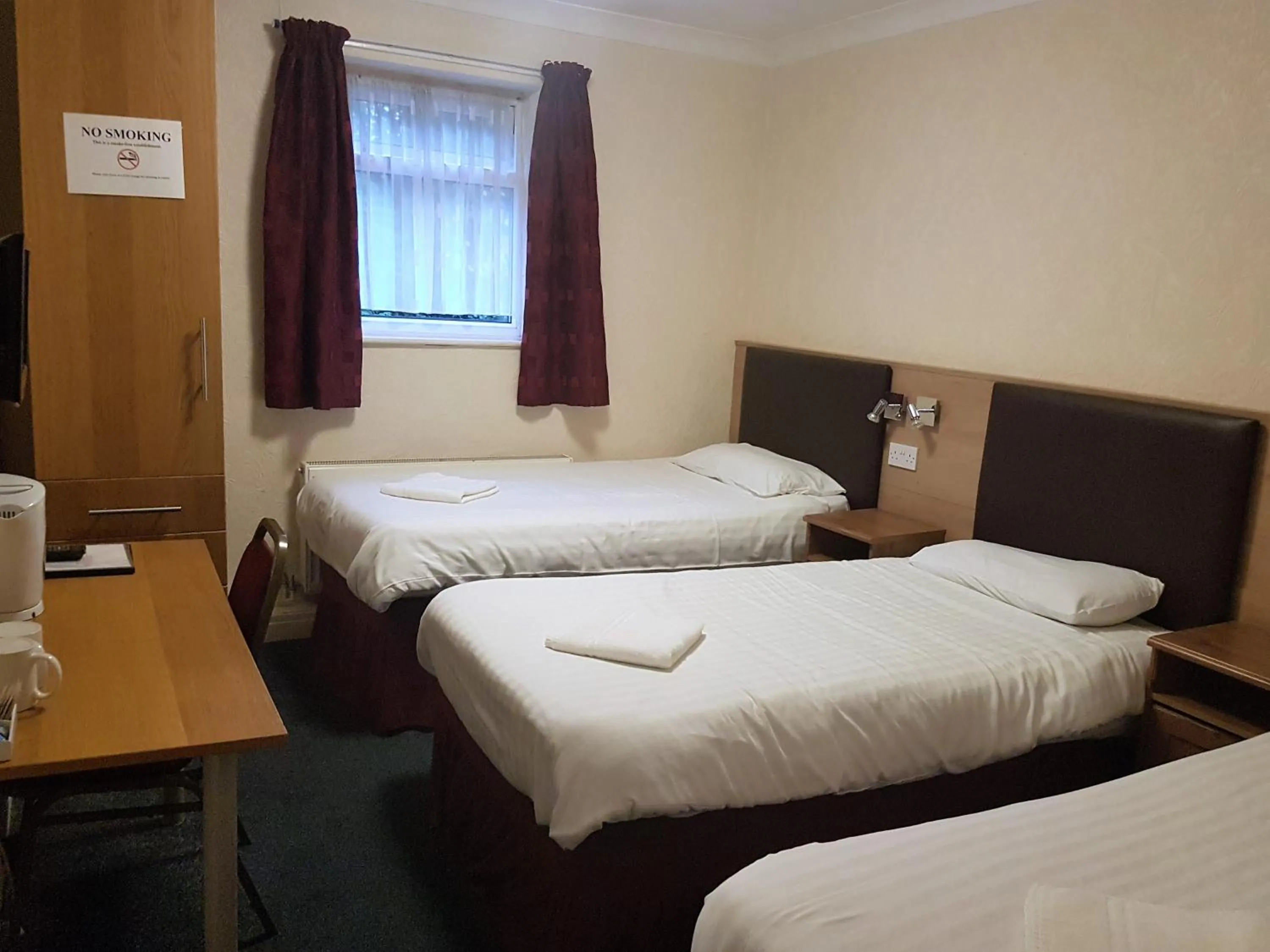 Bedroom, Bed in The Mercury