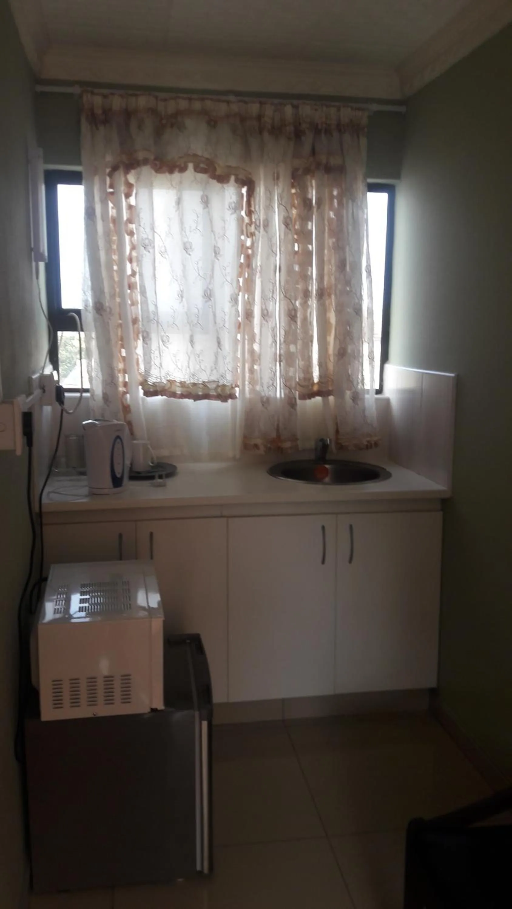 Kitchen or kitchenette in Emampingeni lodge