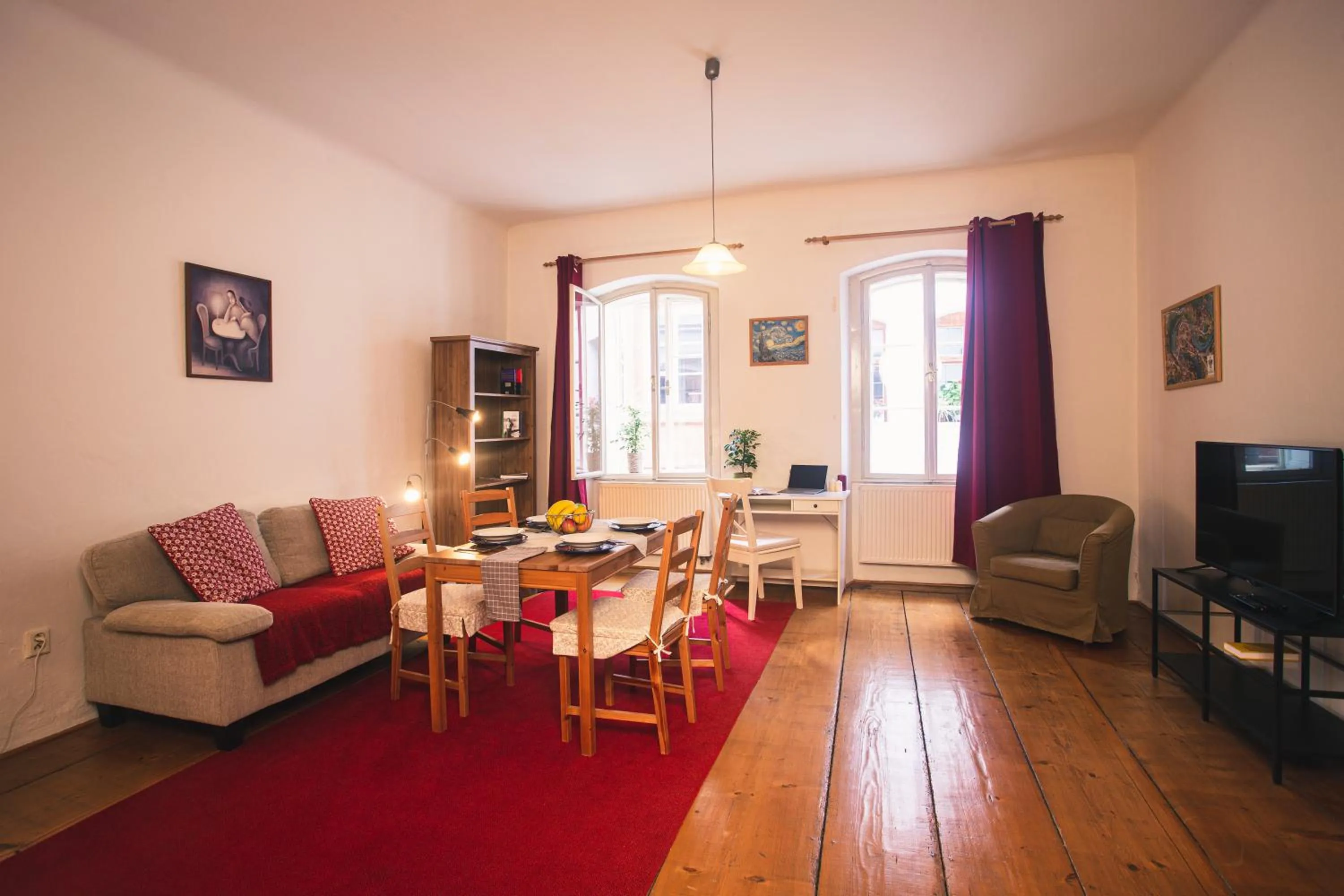 Seating area in Downtown Apartments