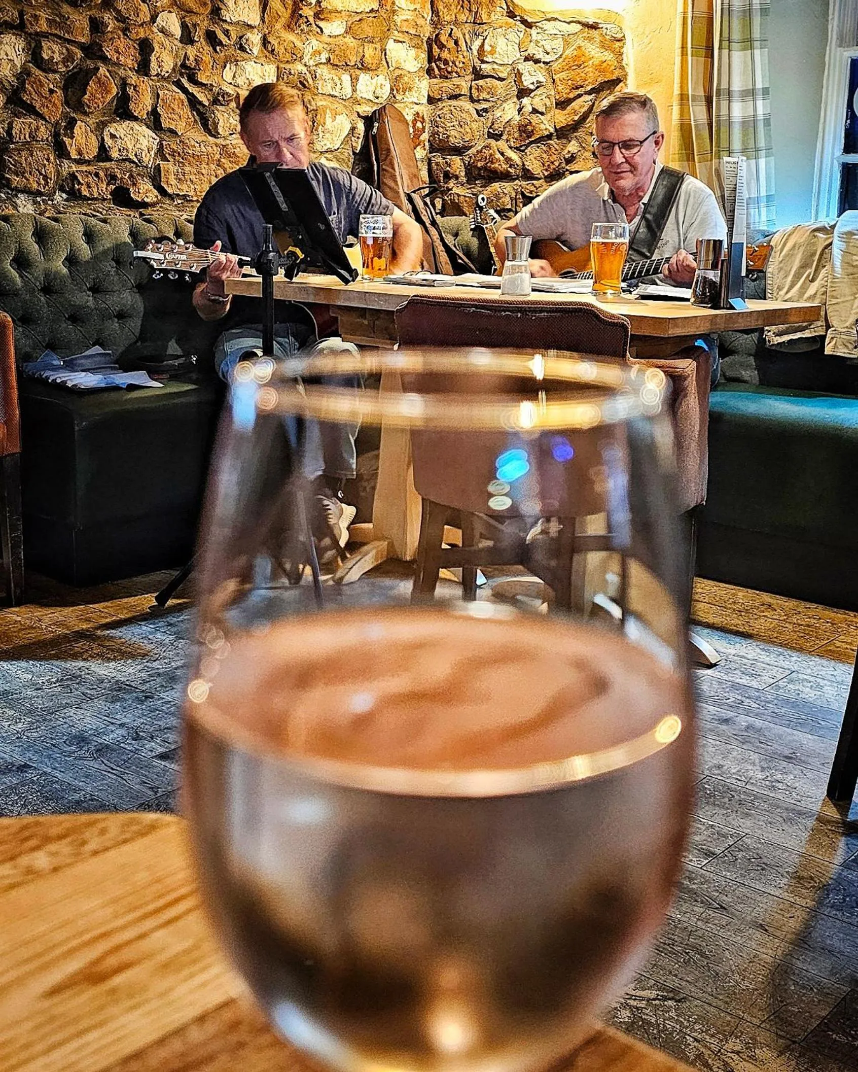 Lounge or bar in The Crown Aldbourne