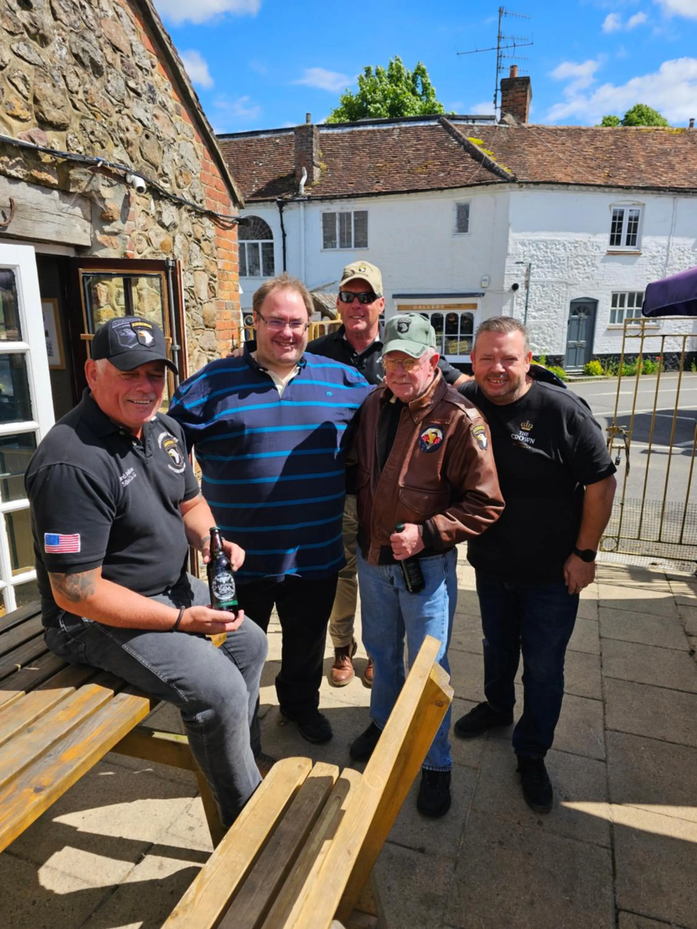 Inner courtyard view in The Crown Aldbourne