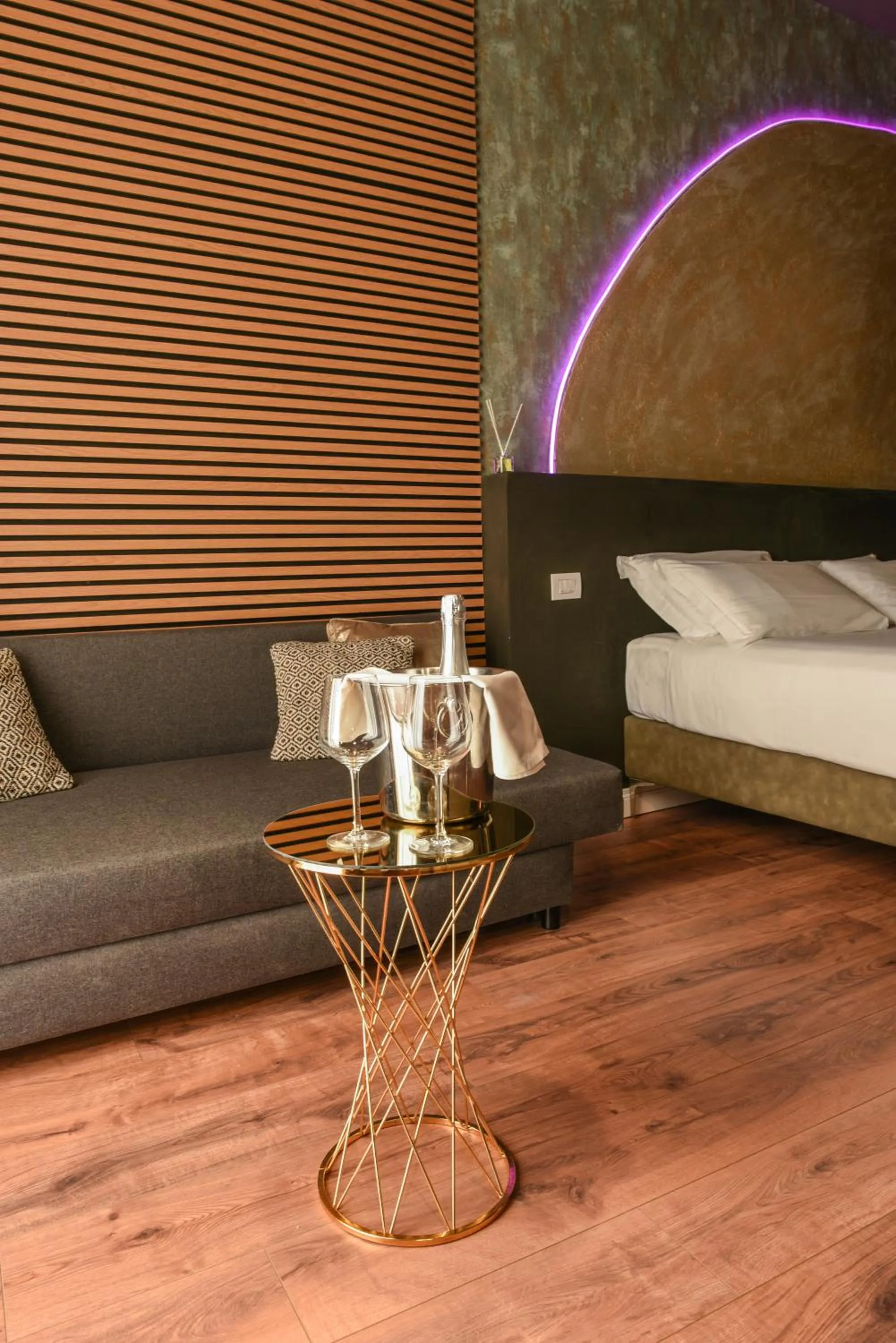 Living room, Bed in Il Corso Comfort Rooms