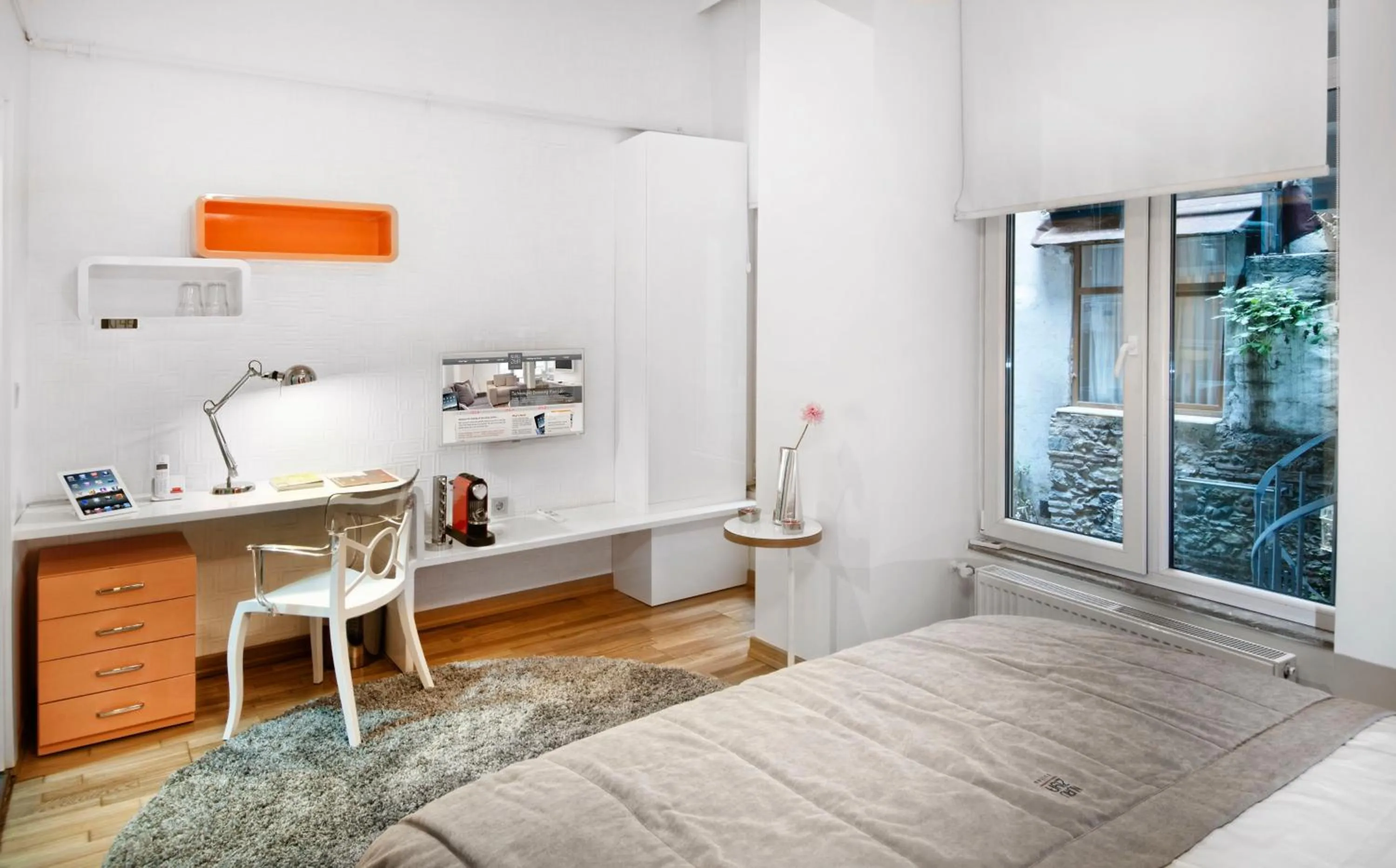 TV and multimedia, Bed in Nuru Ziya Residences