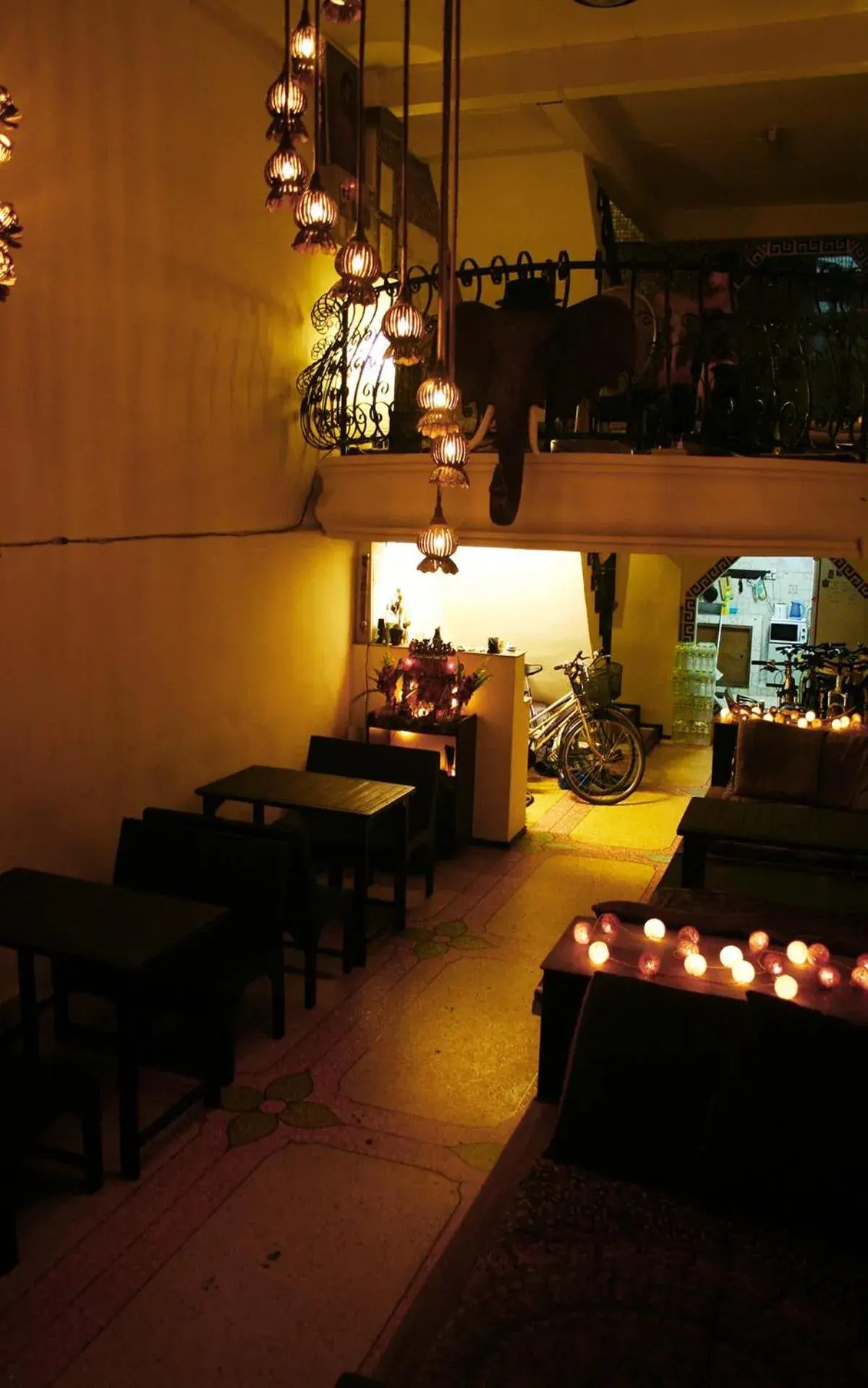 Lounge or bar in Born Free Hostel Lounge or bar in Born Free Hostel