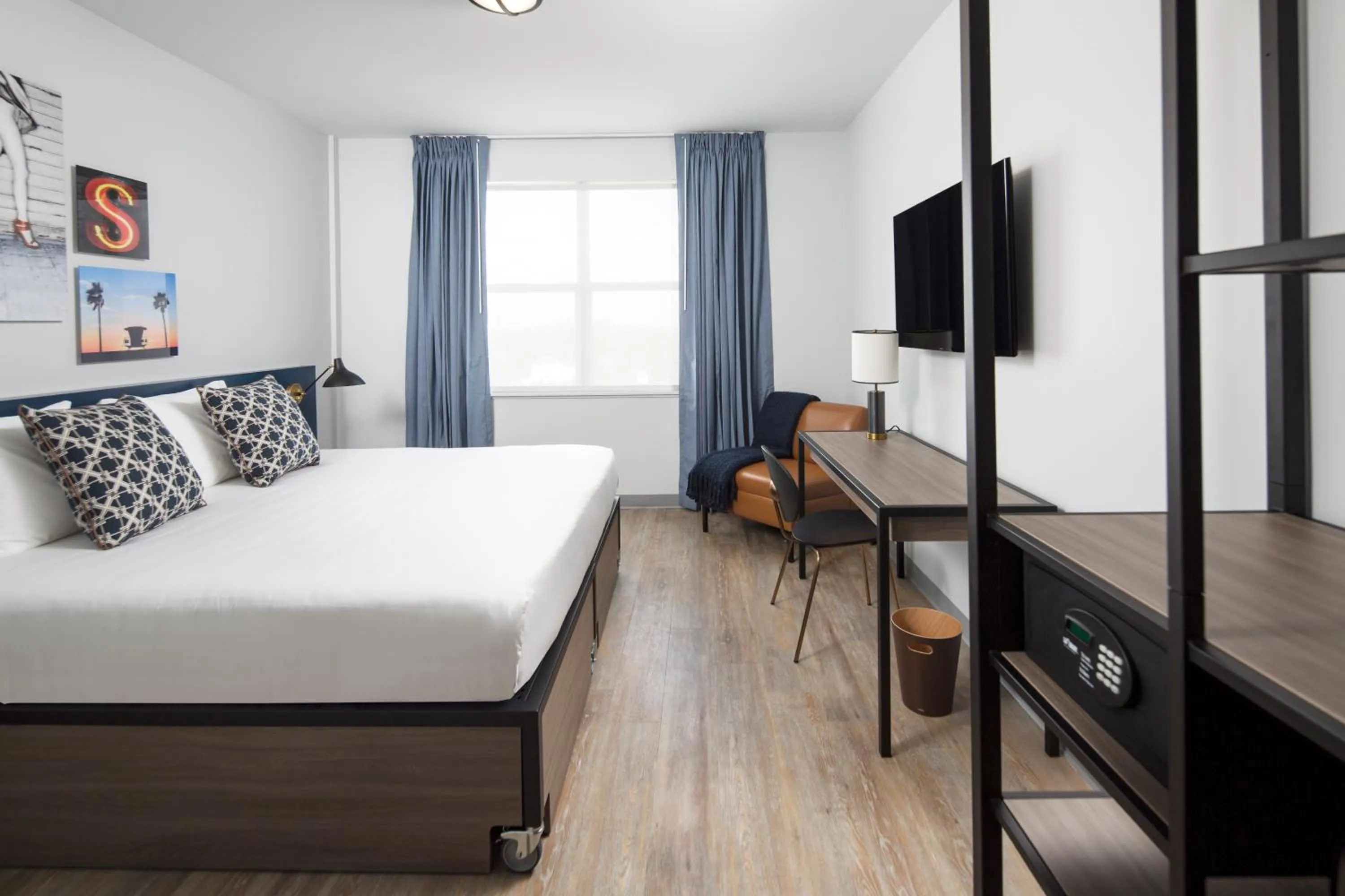 TV and multimedia, Bed in Generator Miami