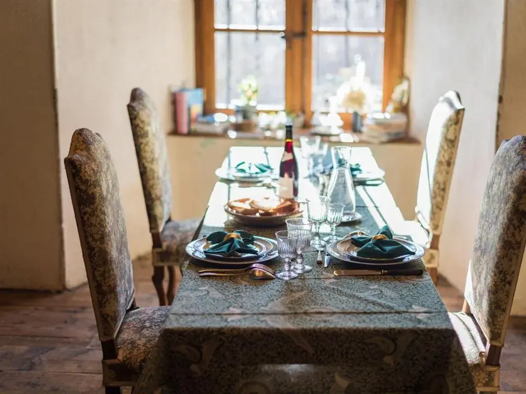 Dining area in Château des Marcilly Talaru Dining area in Château des Marcilly Talaru