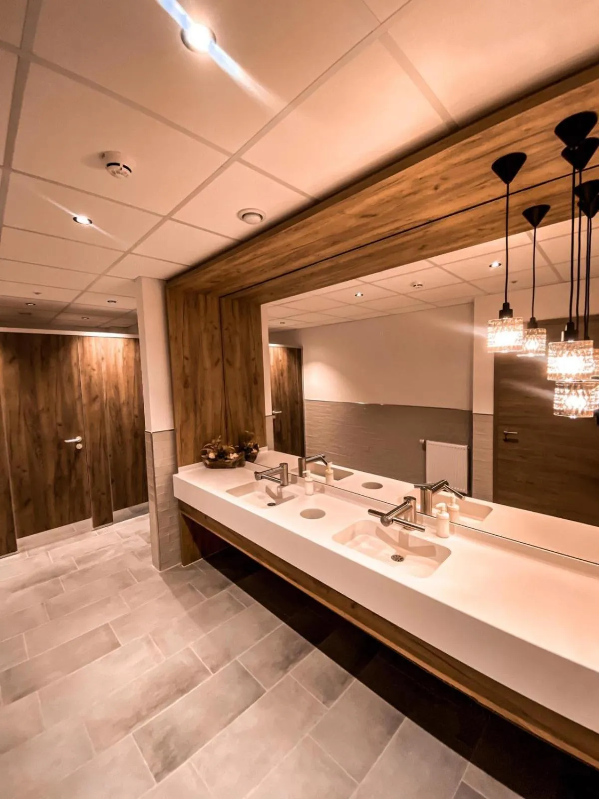 Toilet in Hotel Knotenpunkt