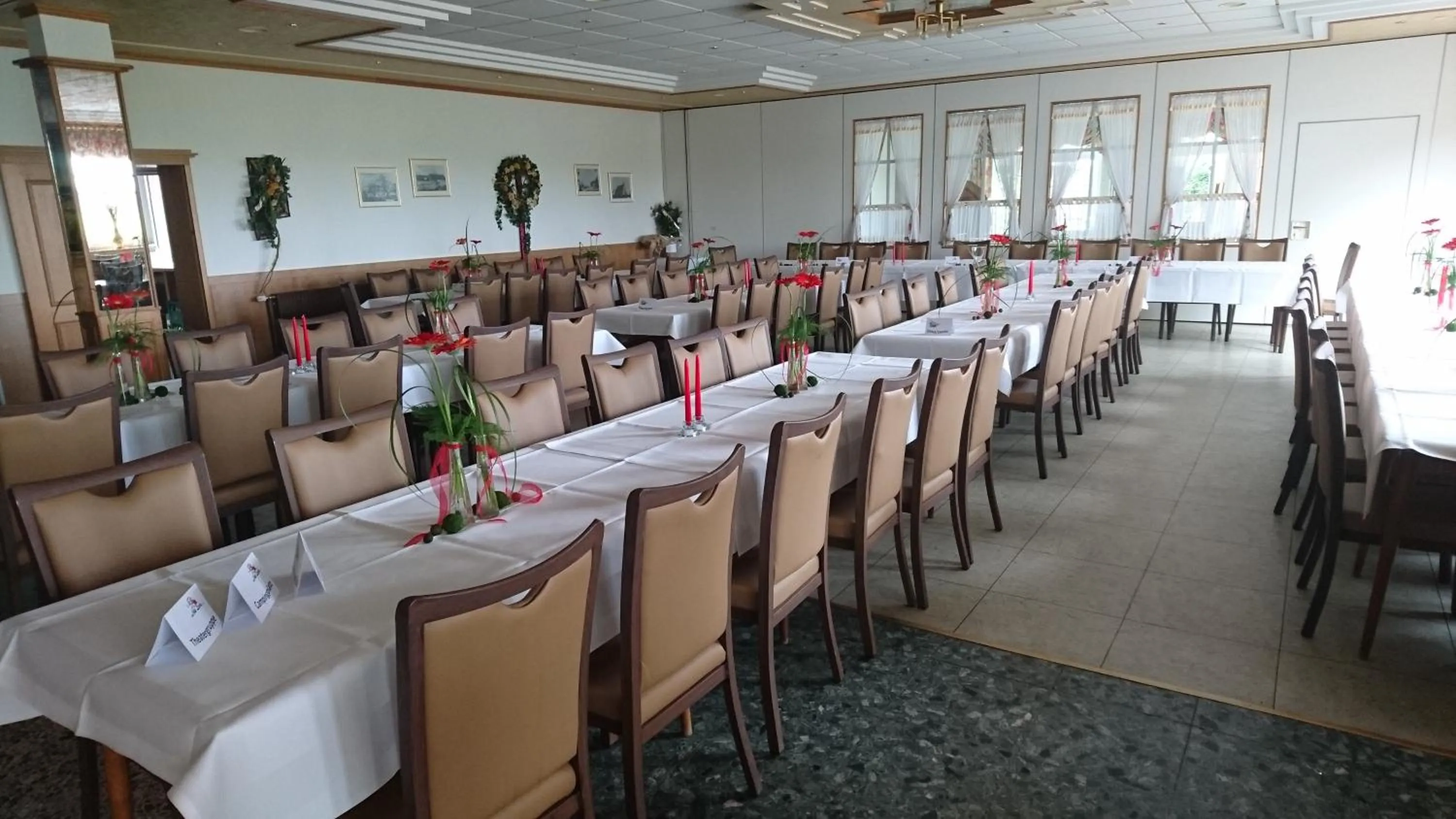 Restaurant/places to eat in Hotel Knotenpunkt