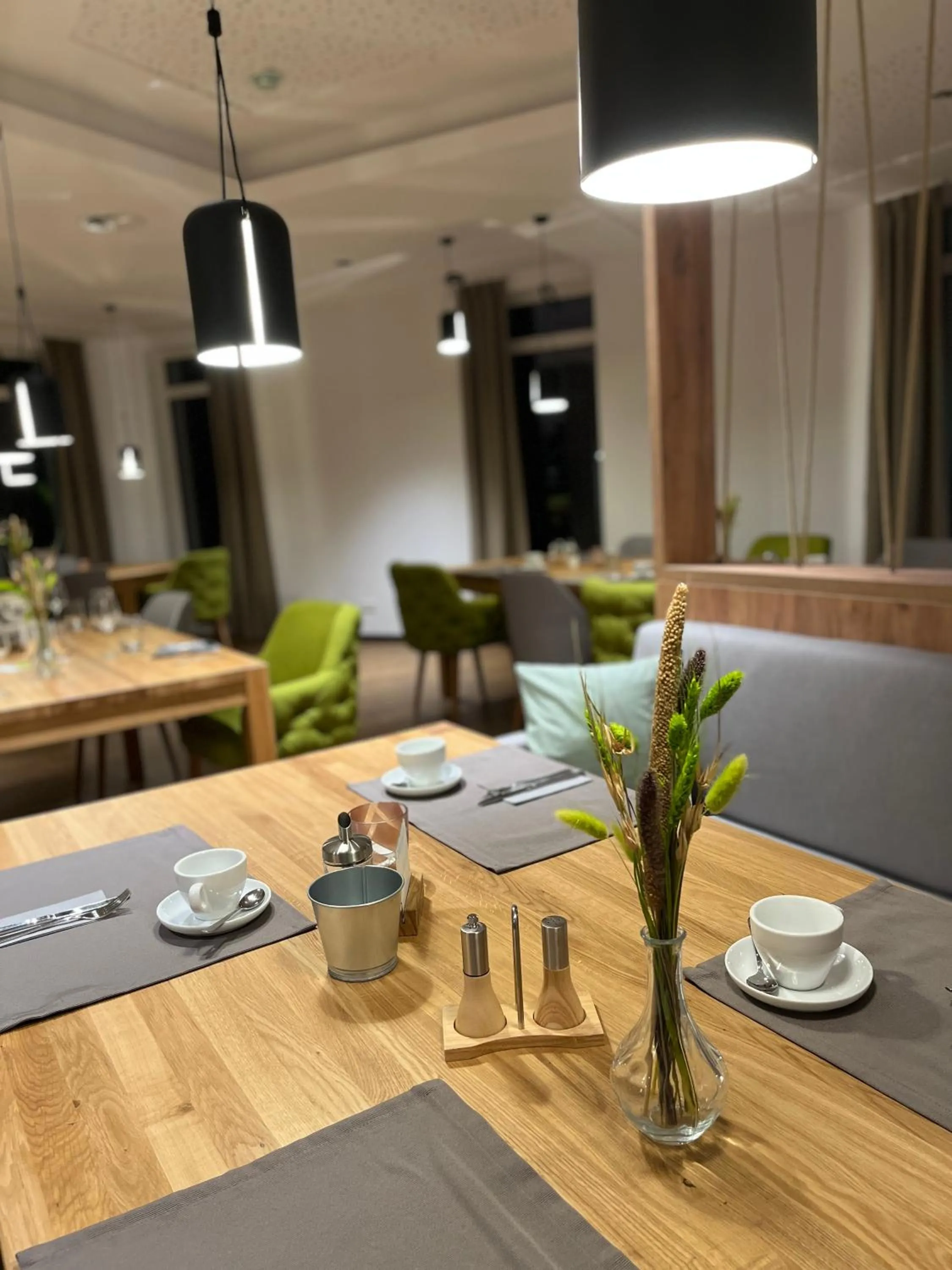 Restaurant/places to eat in Hotel Knotenpunkt