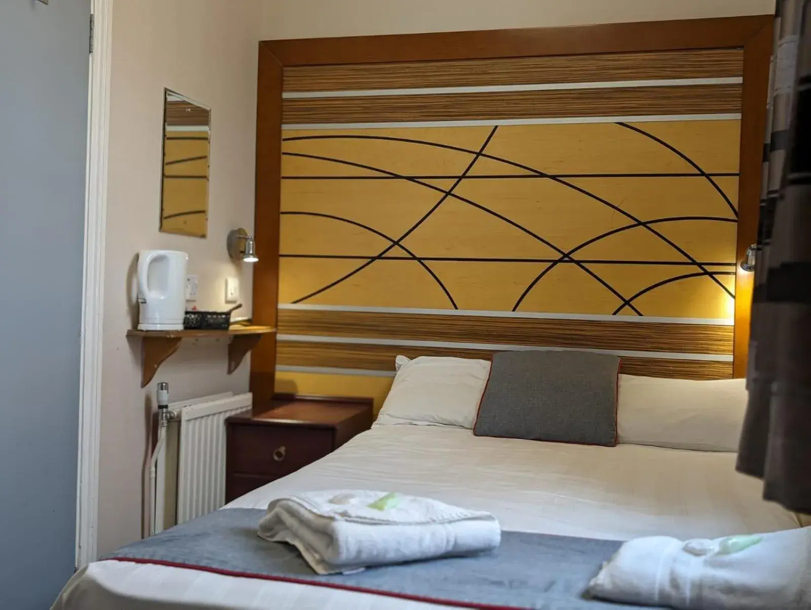 Bedroom, Bed in Vegas Hotel Bedroom, Bed in Vegas Hotel