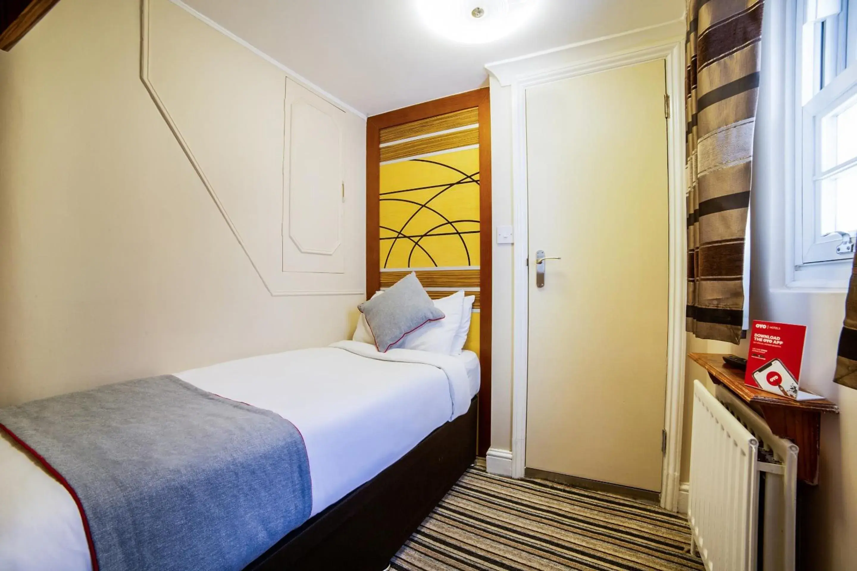 Bedroom, Bed in Vegas Hotel Bedroom, Bed in Vegas Hotel