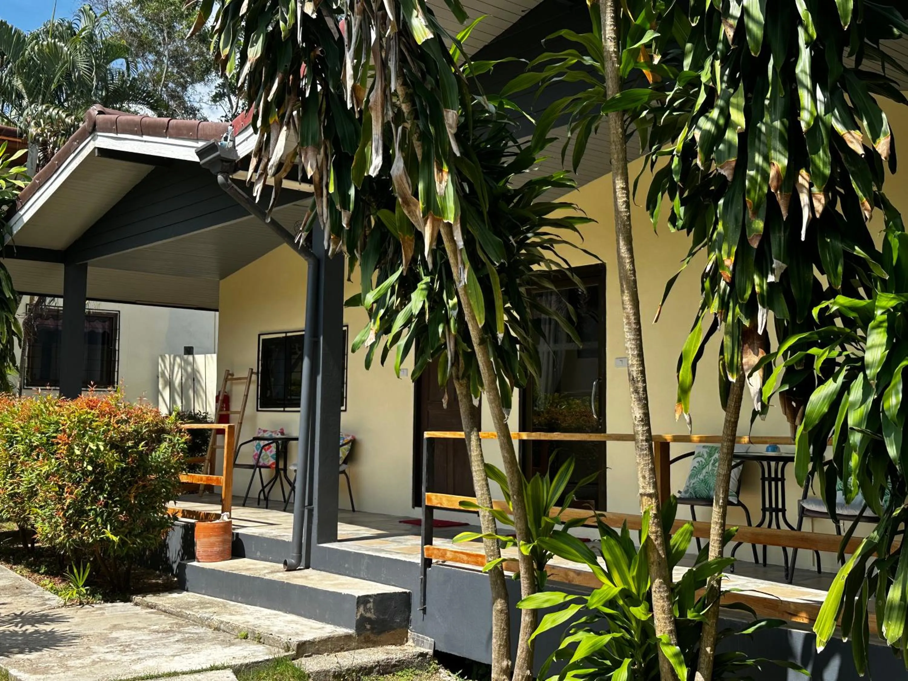 Property building in Escape-Cabins