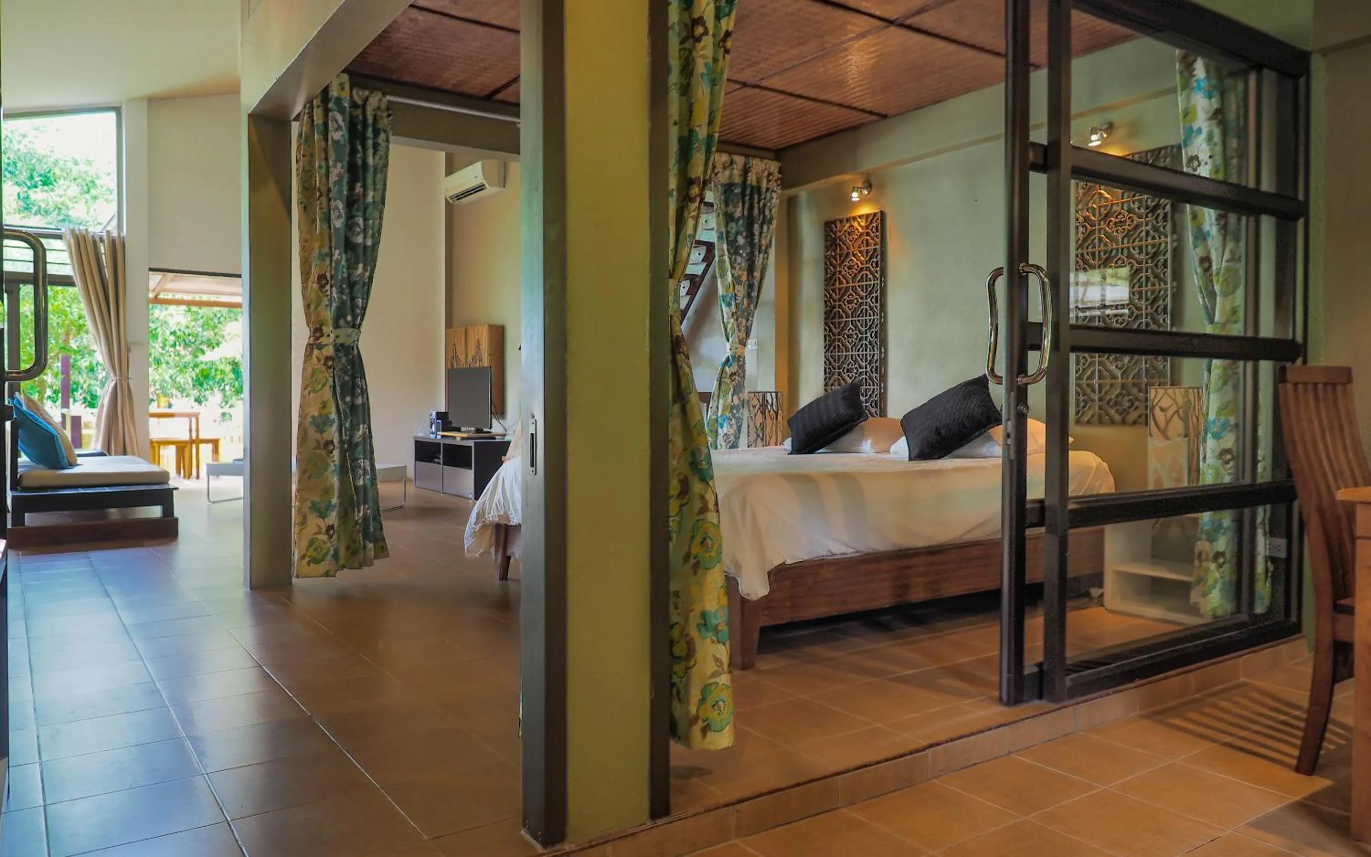 Bed in Escape-Cabins