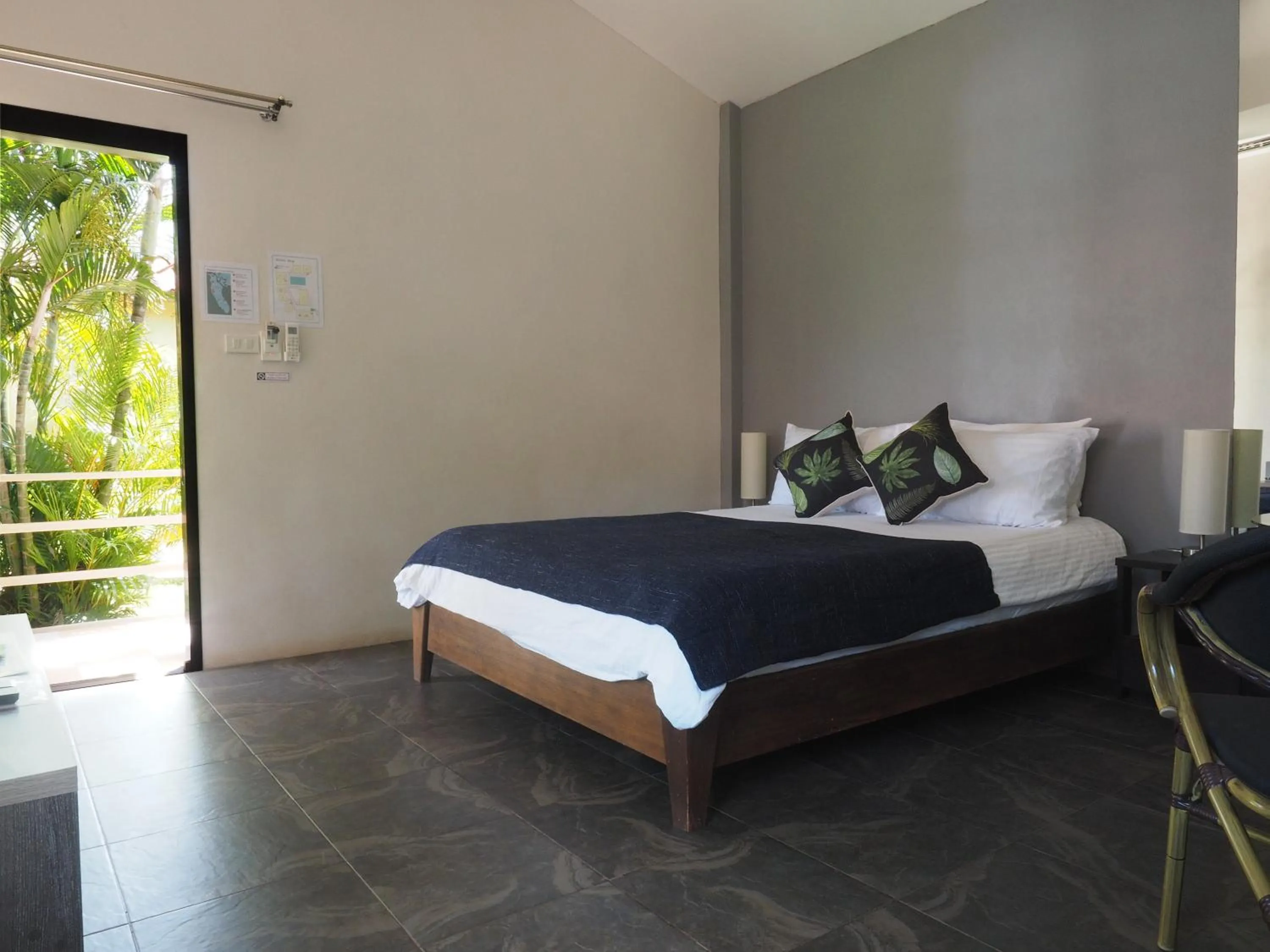 Bedroom, Bed in Escape-Cabins