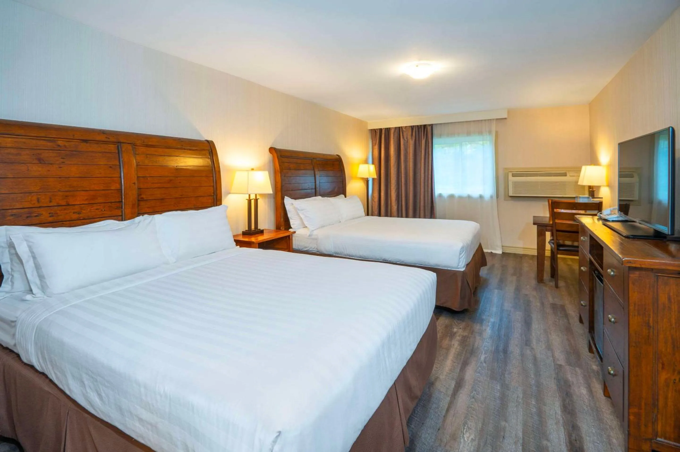 Bedroom, Bed in Hidden Valley Resort, an Ascend Collection Resort