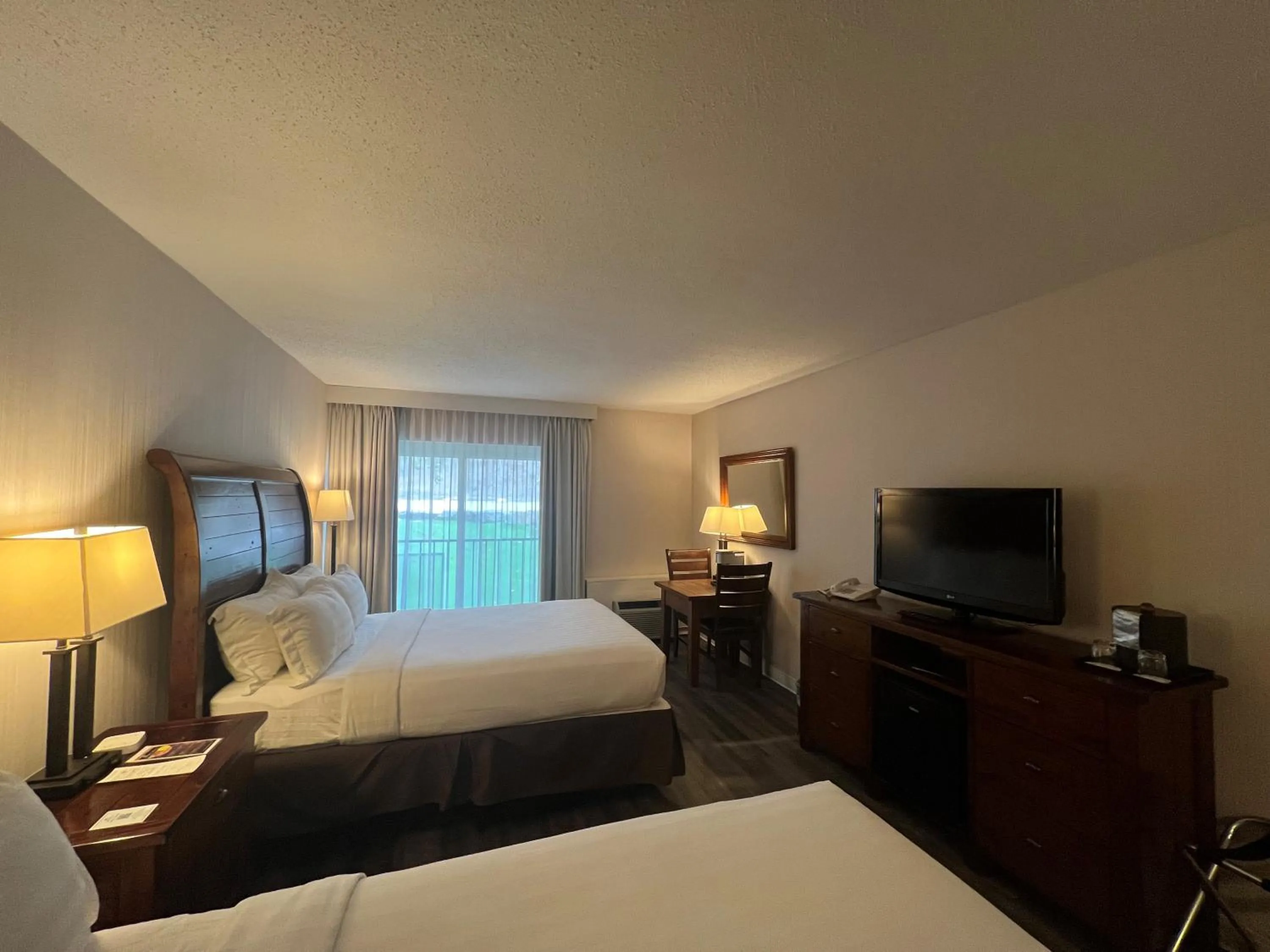 Bed in Hidden Valley Resort, an Ascend Collection Resort