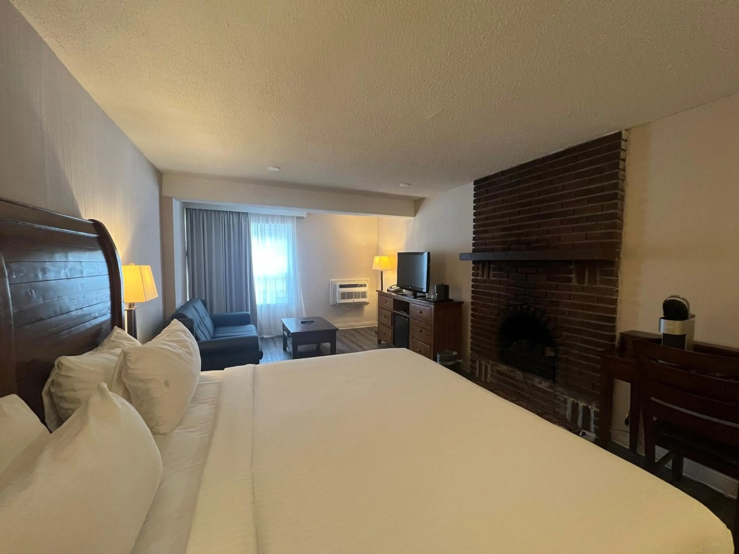 Bed in Hidden Valley Resort, an Ascend Collection Resort