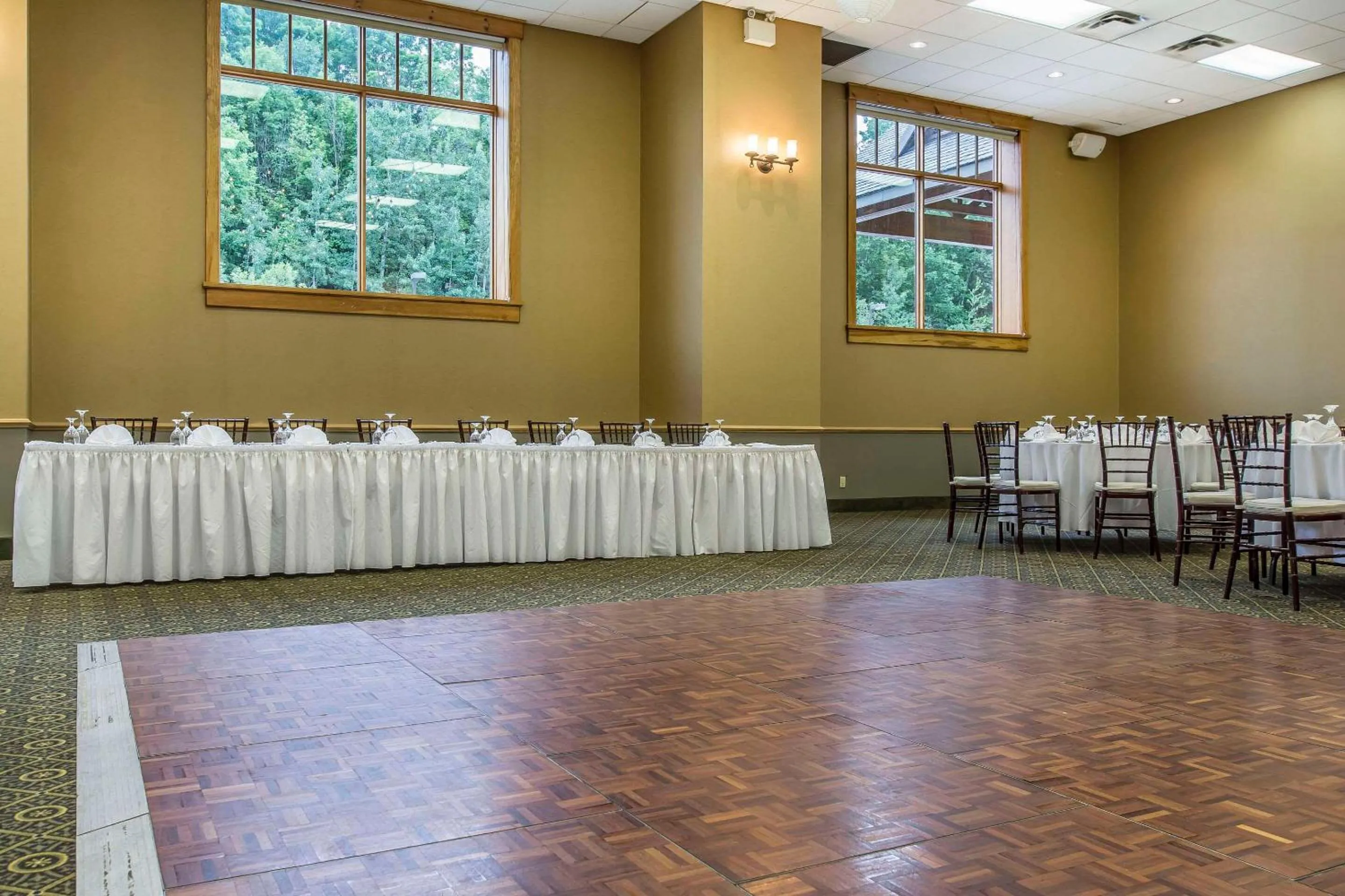 Meeting/conference room in Hidden Valley Resort, an Ascend Collection Resort