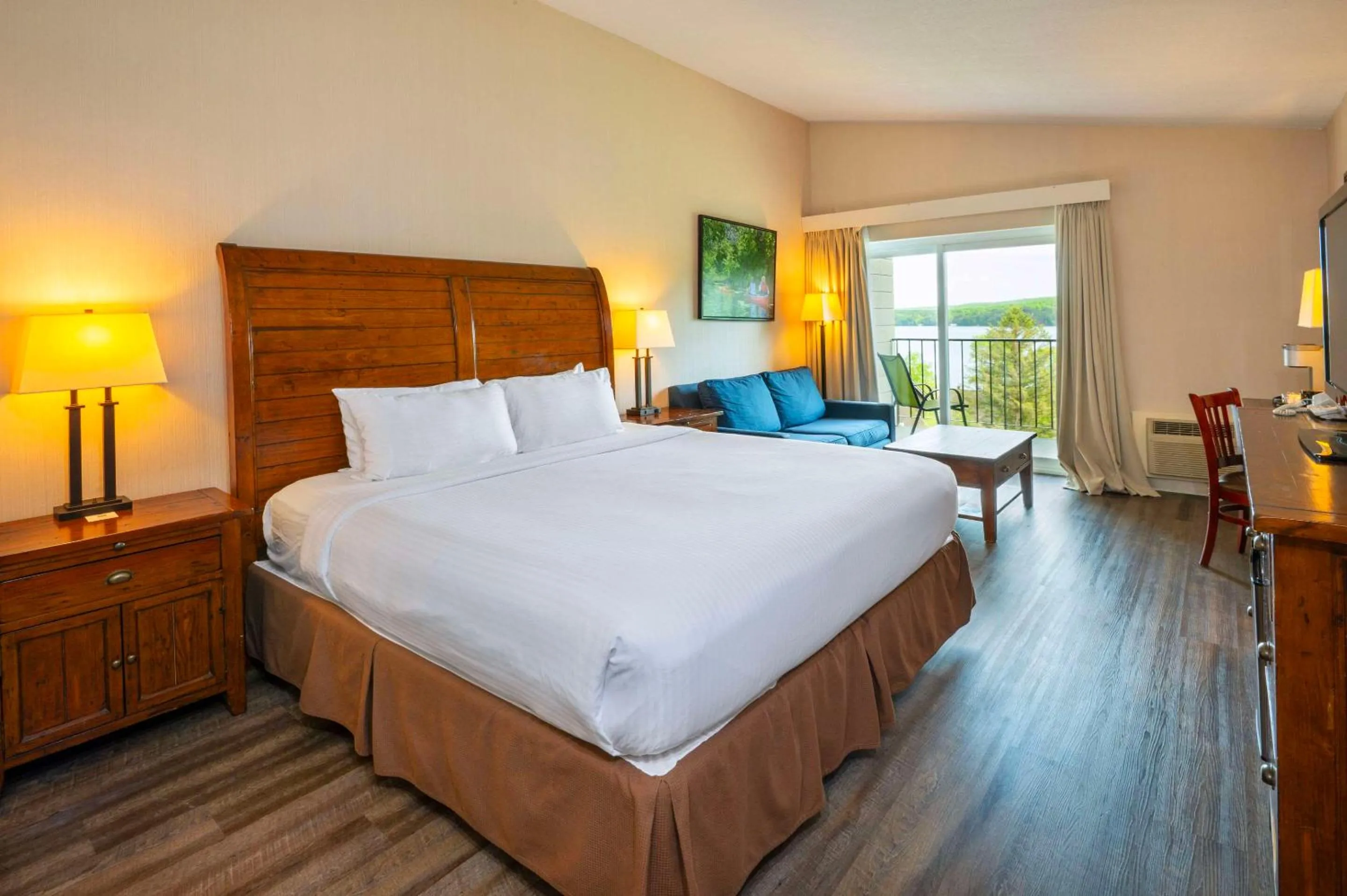 Bedroom, Bed in Hidden Valley Resort, an Ascend Collection Resort