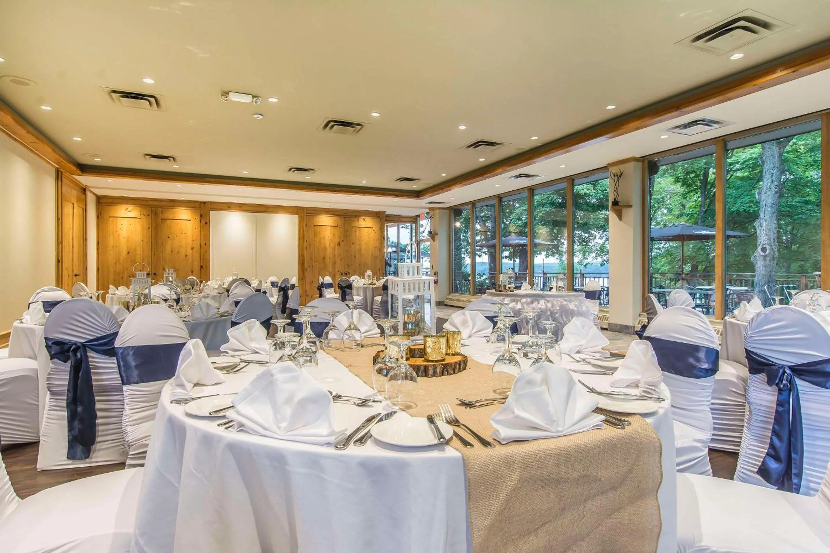 Meeting/conference room in Hidden Valley Resort, an Ascend Collection Resort