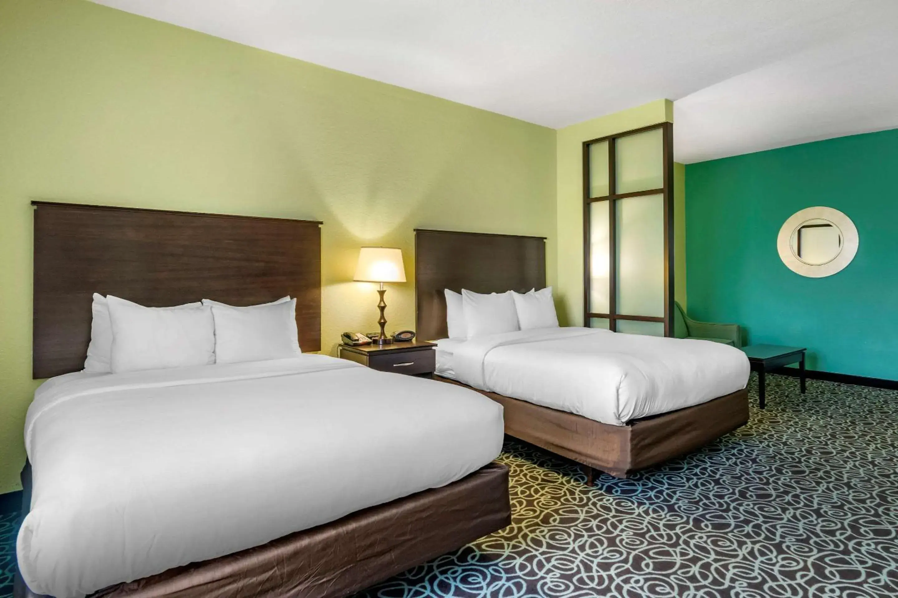 Suite with Two Queen Beds - Accessible/Non-Smoking in Hampton Inn by Hilton Tampa Fairgrounds Casino Suite with Two Queen Beds - Accessible/Non-Smoking in Hampton Inn by Hilton Tampa Fairgrounds Casino