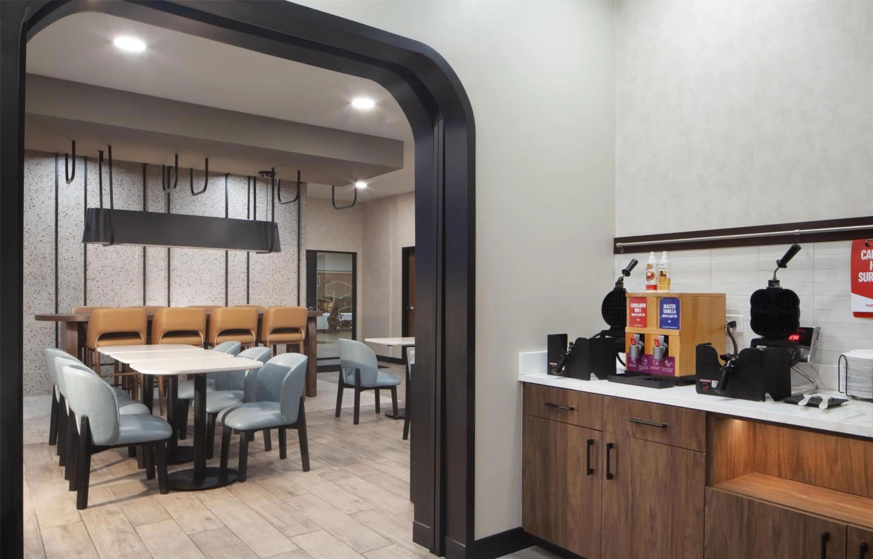 Breakfast in Hampton Inn by Hilton Tampa Fairgrounds Casino