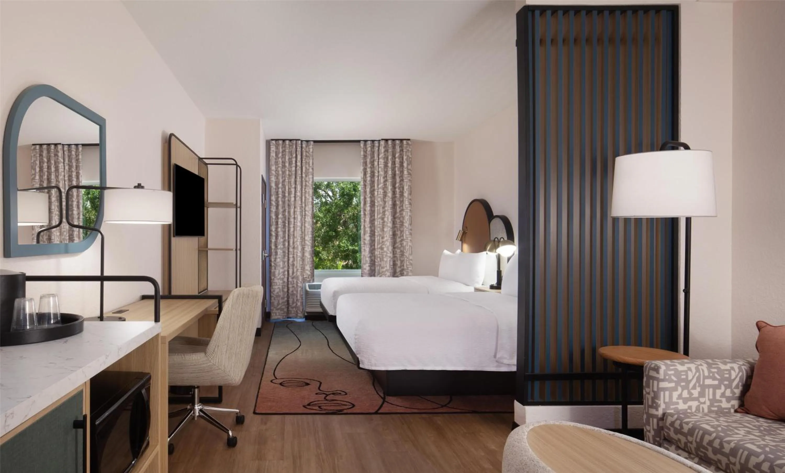 Bed in Hampton Inn by Hilton Tampa Fairgrounds Casino