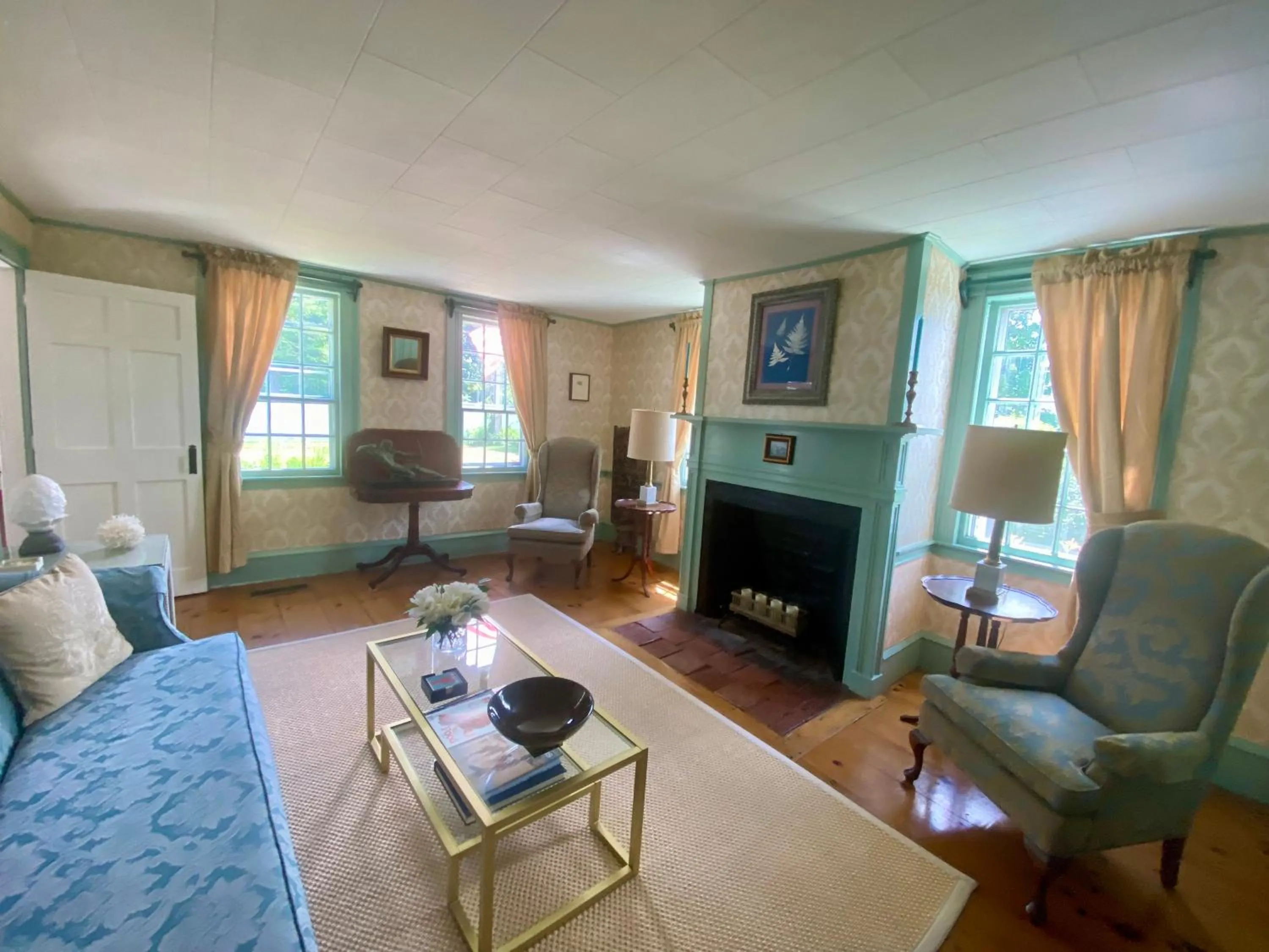 Holiday Guest House Bed & Breakfast